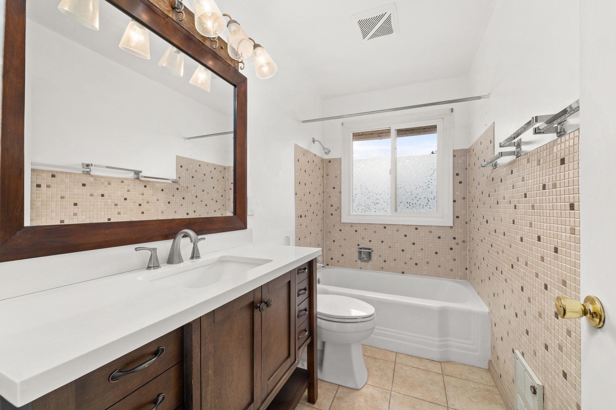 1418 N Bowman Rd - Photo 8