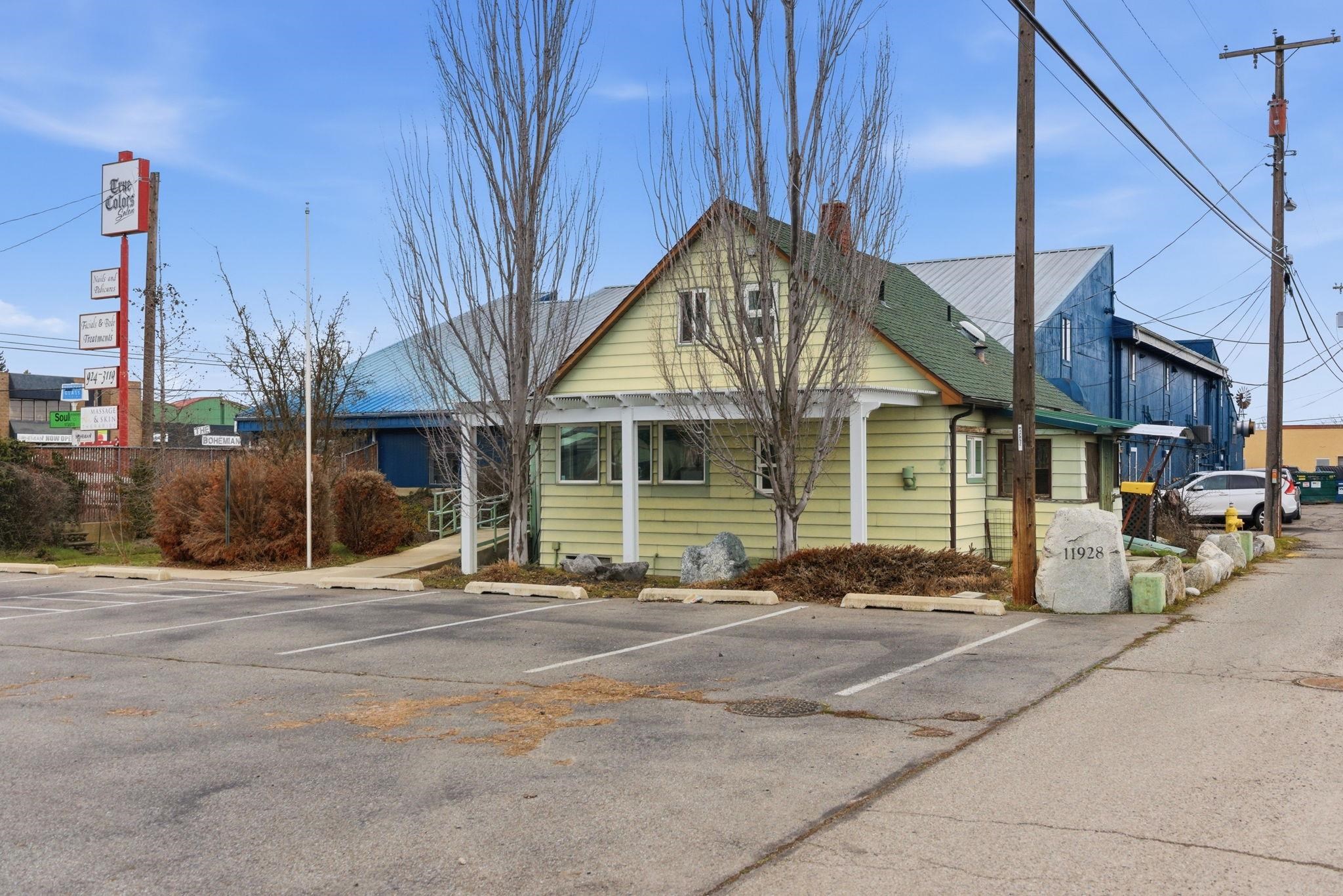 11928 E Sprague Ave - Photo 1