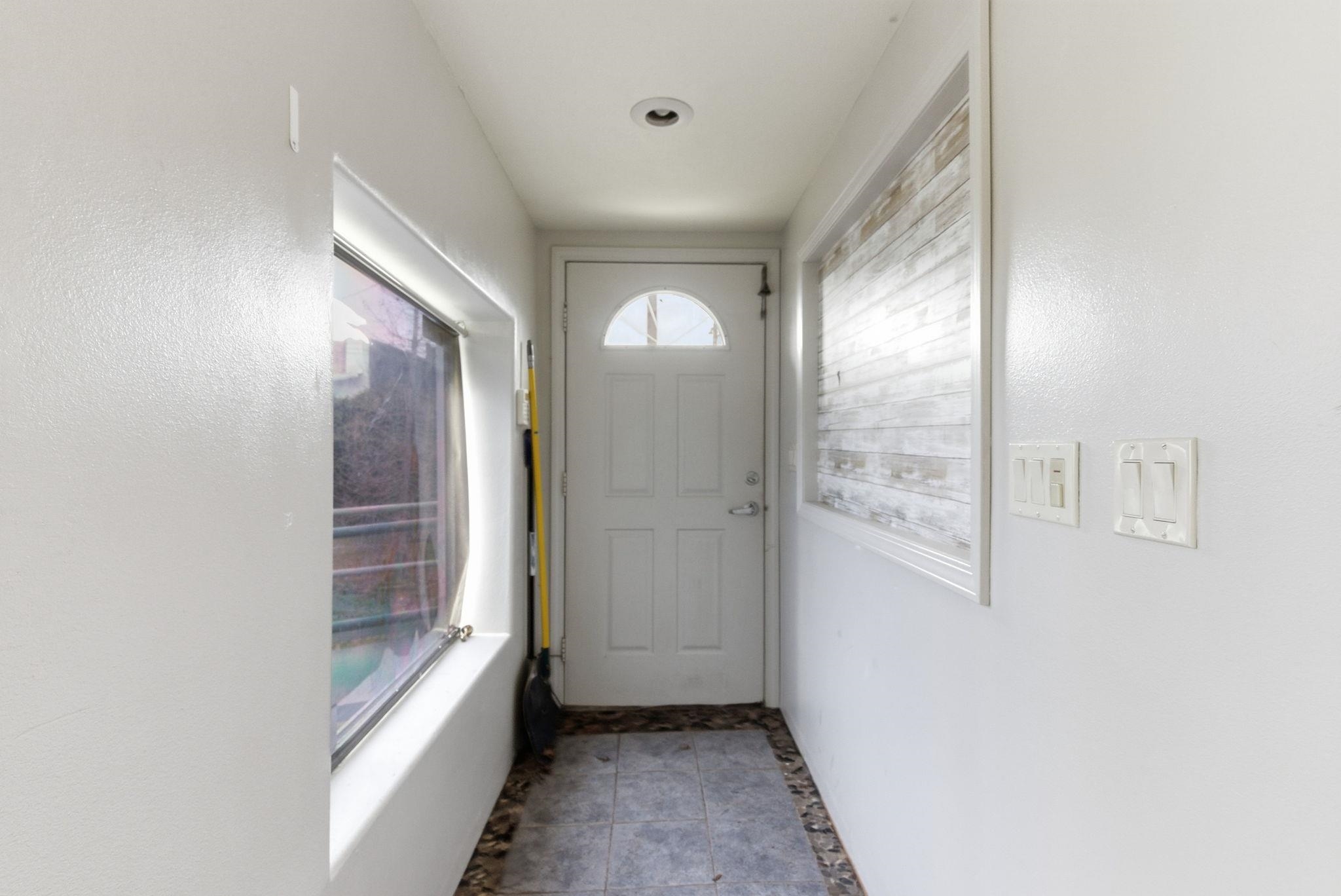 11928 E Sprague Ave - Photo 9