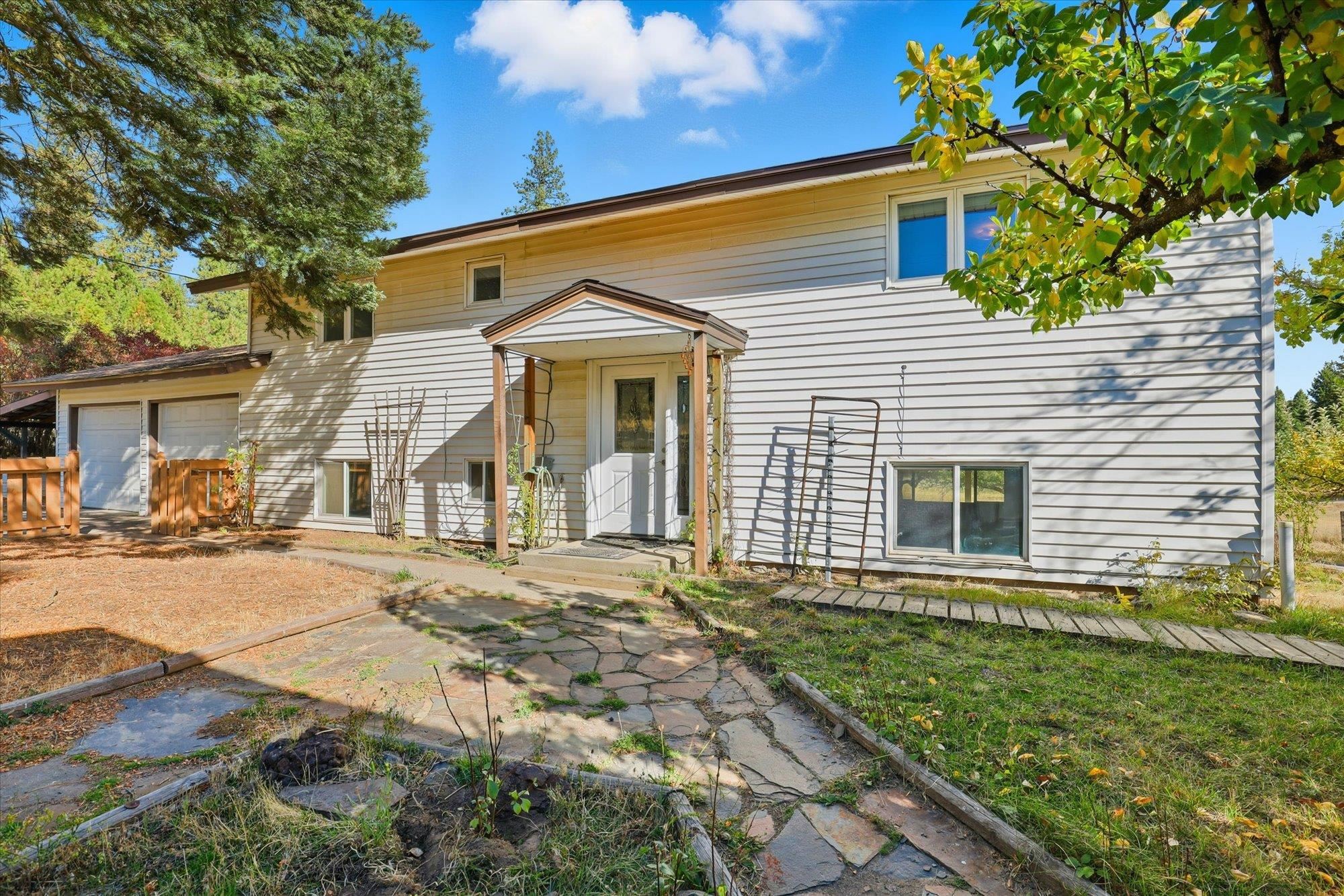 8920 E Schwachtgen Branch Rd - Photo 2