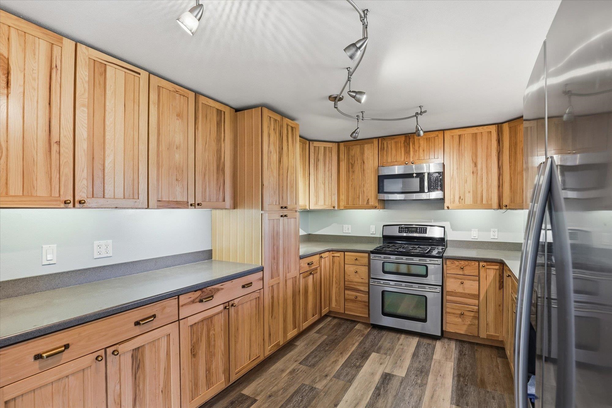 8920 E Schwachtgen Branch Rd - Photo 21