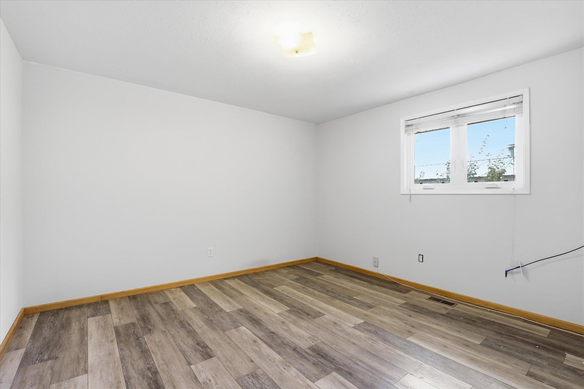 8920 E Schwachtgen Branch Rd - Photo 27