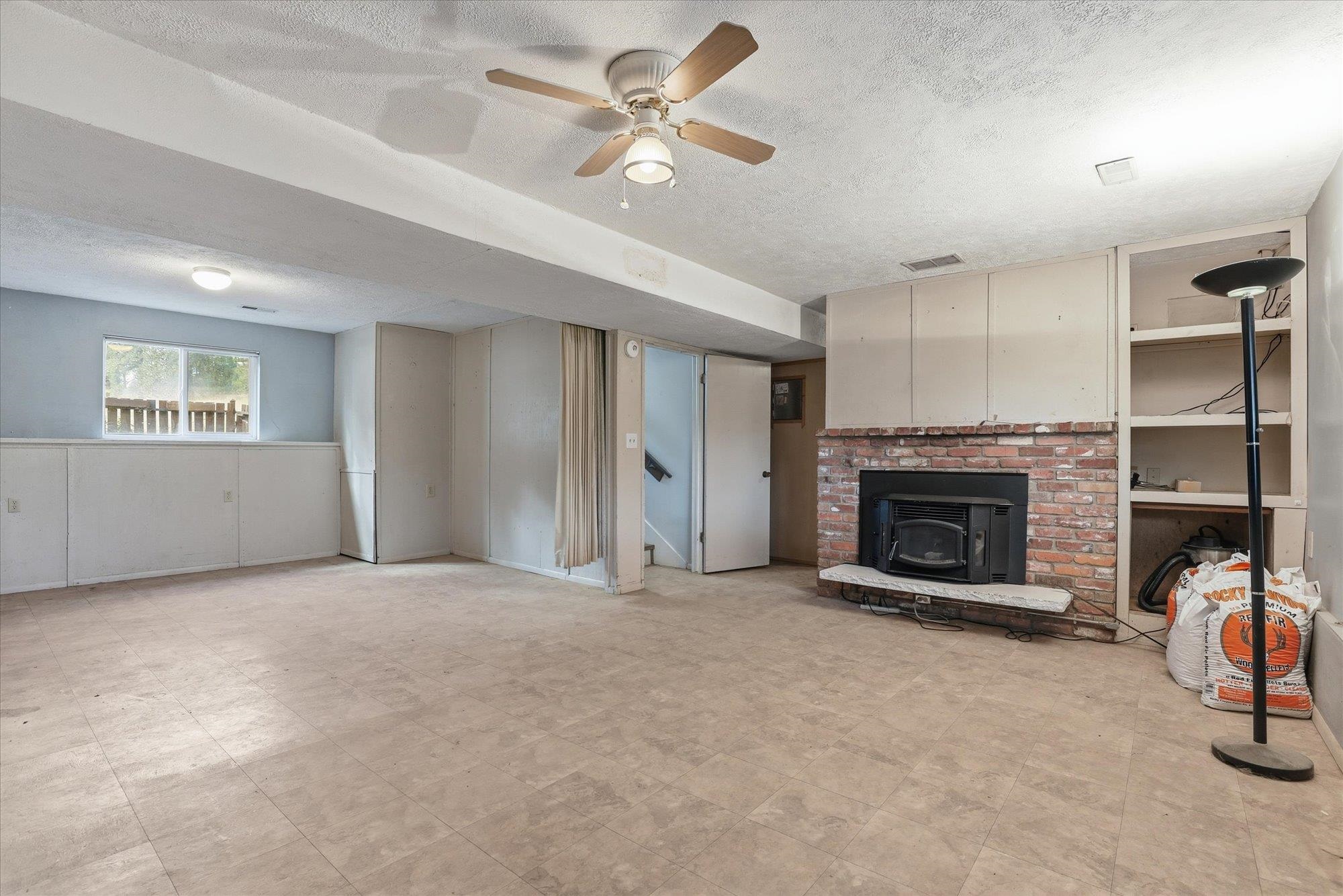 8920 E Schwachtgen Branch Rd - Photo 32