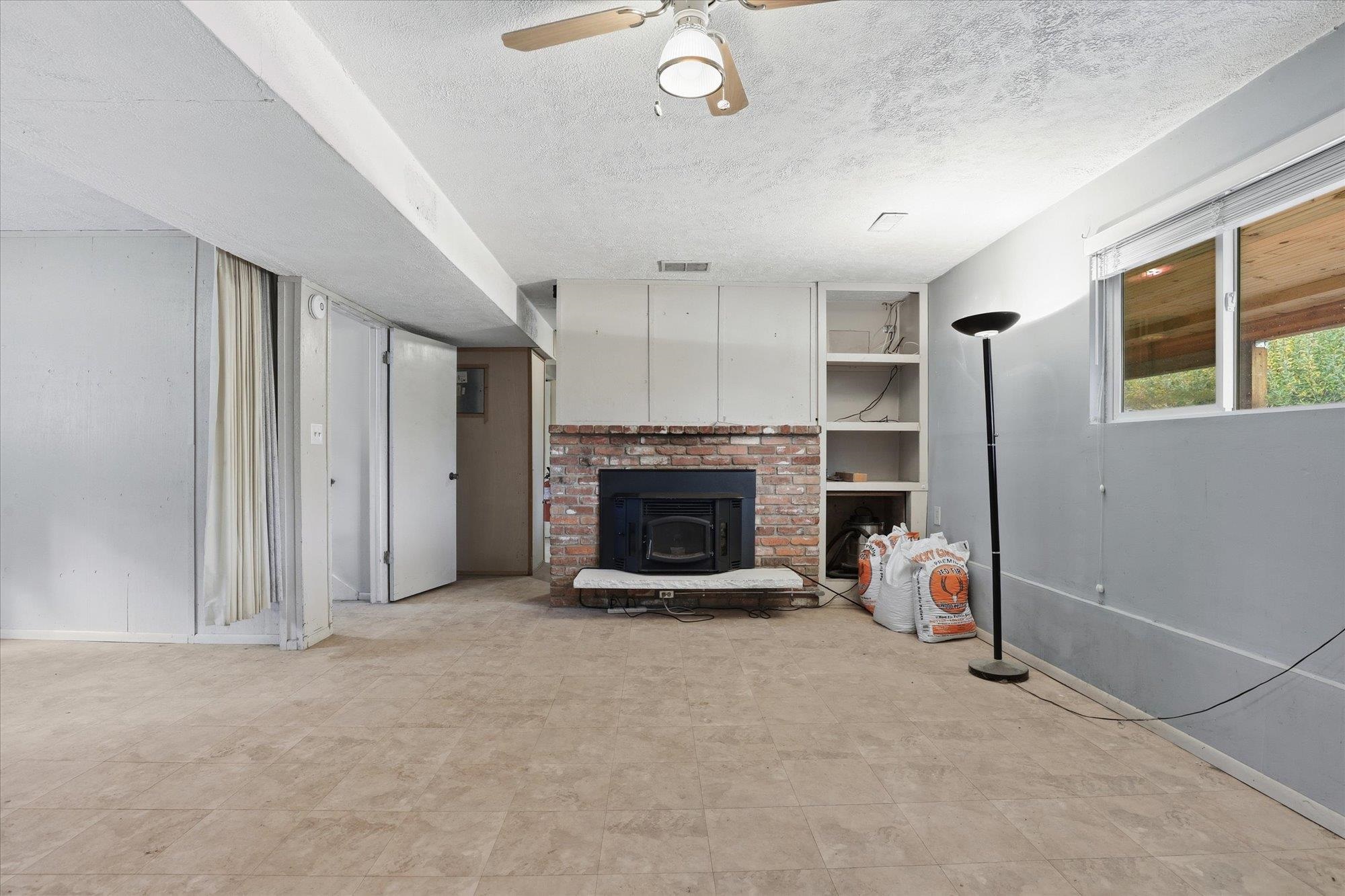 8920 E Schwachtgen Branch Rd - Photo 34