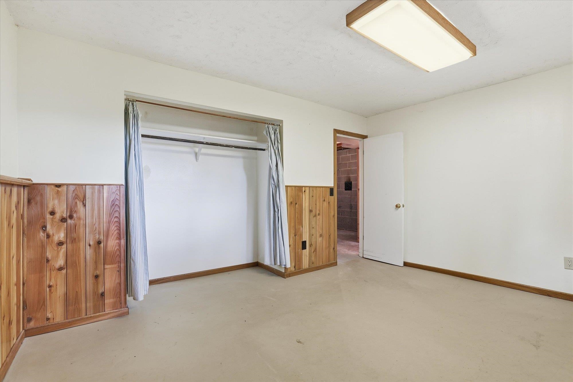8920 E Schwachtgen Branch Rd - Photo 36
