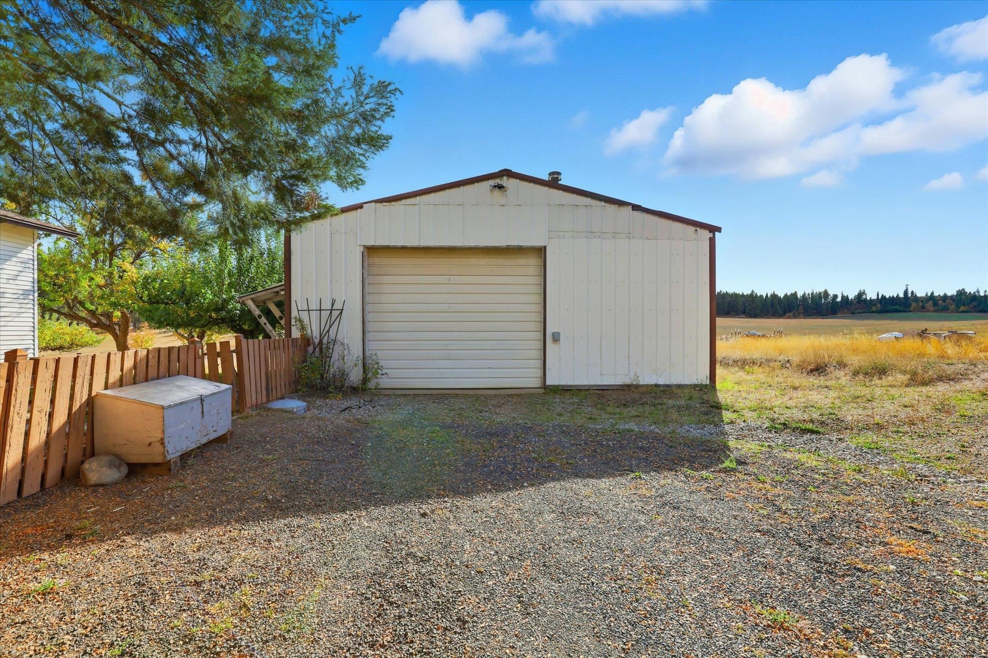 8920 E Schwachtgen Branch Rd - Photo 7