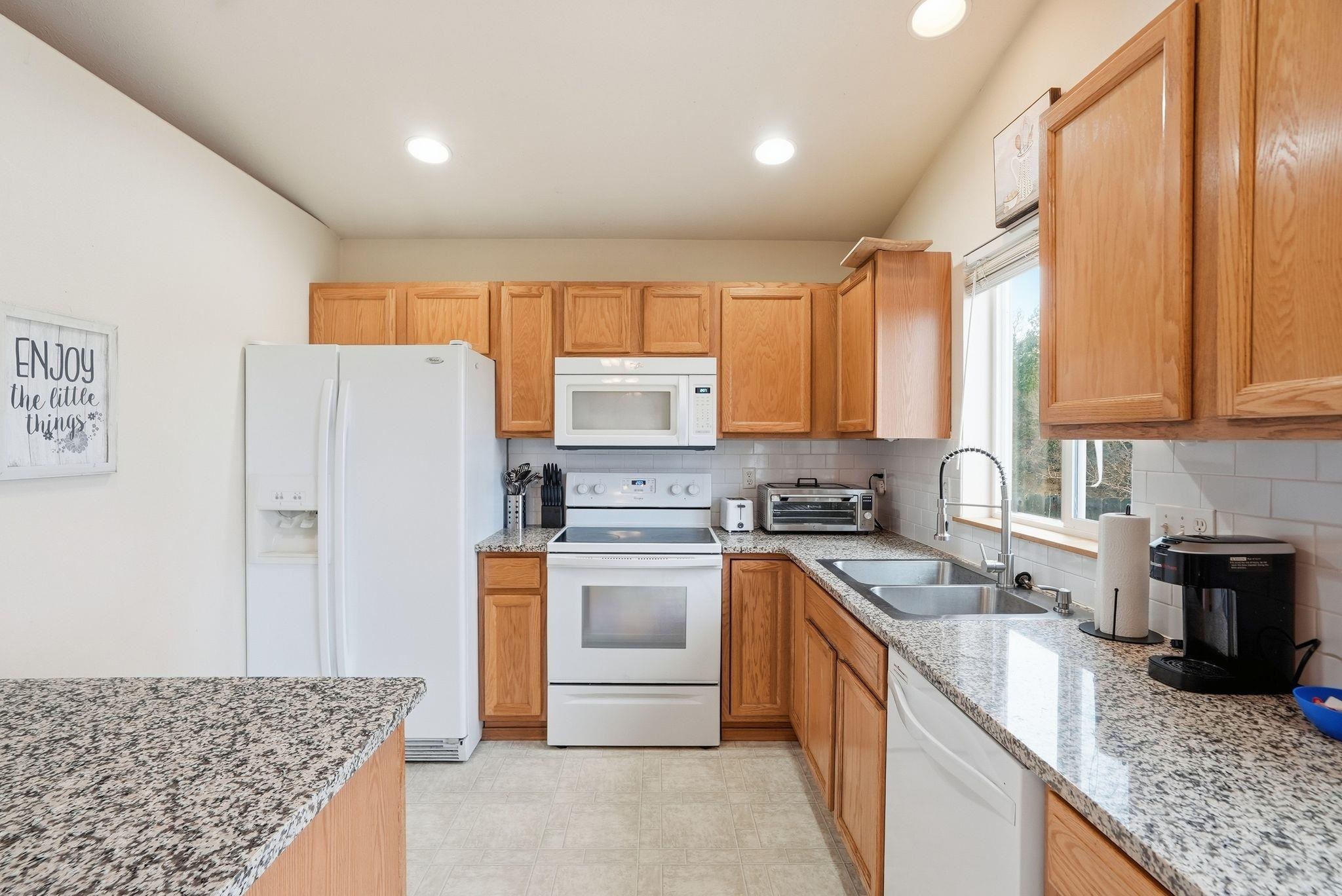4905 E 14th Ave - Photo 12