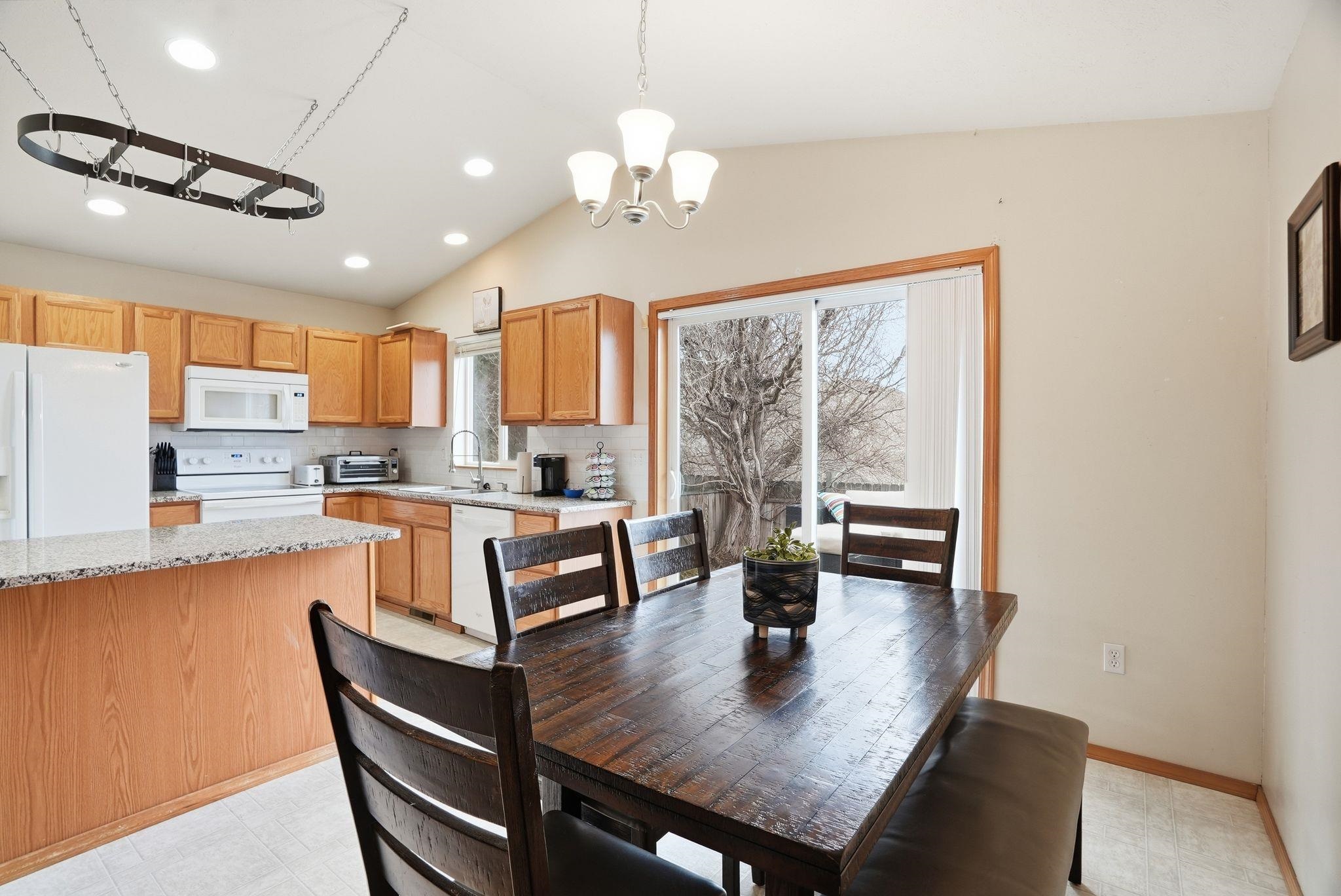 4905 E 14th Ave - Photo 8
