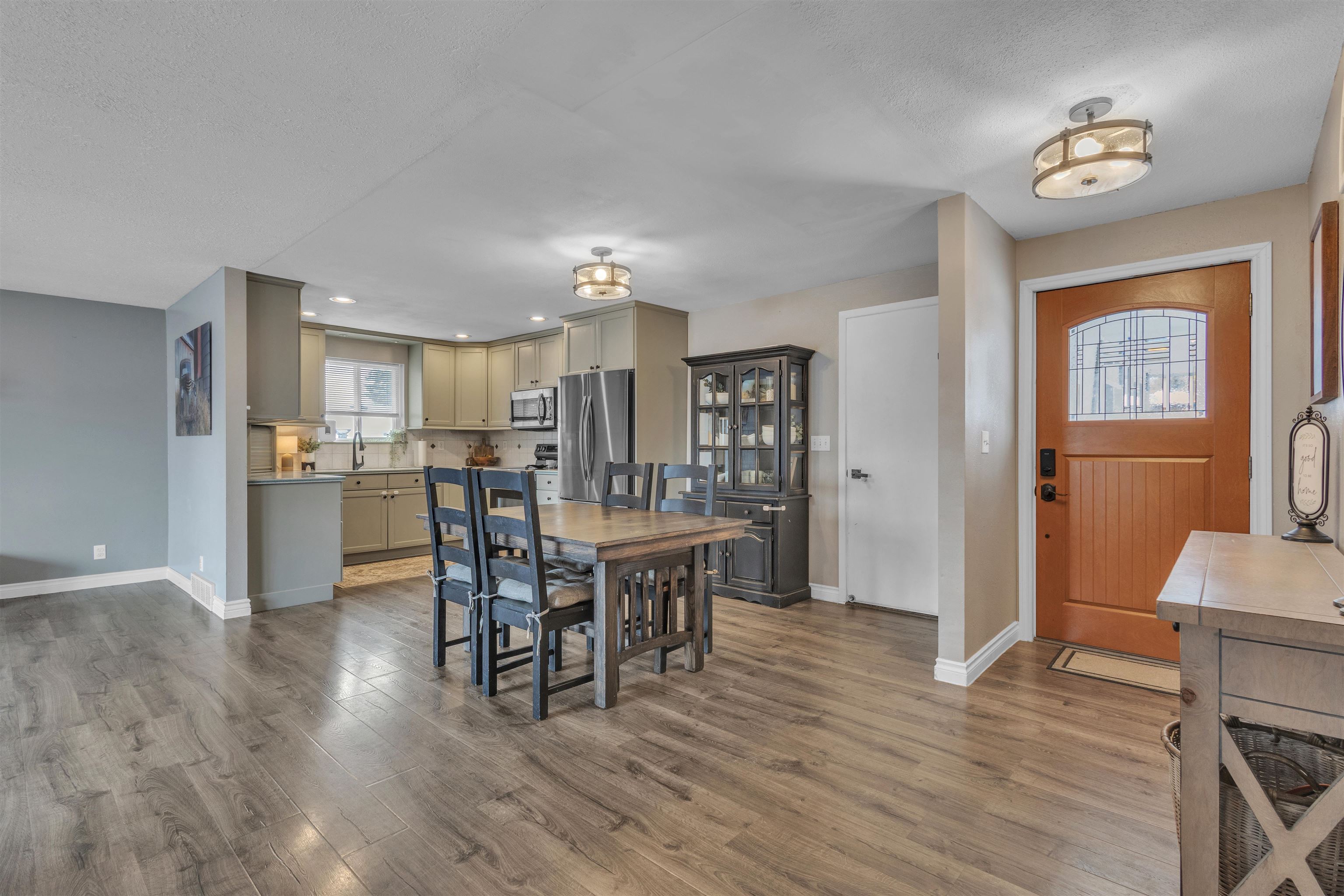 519 Scenic Heights St - Photo 2