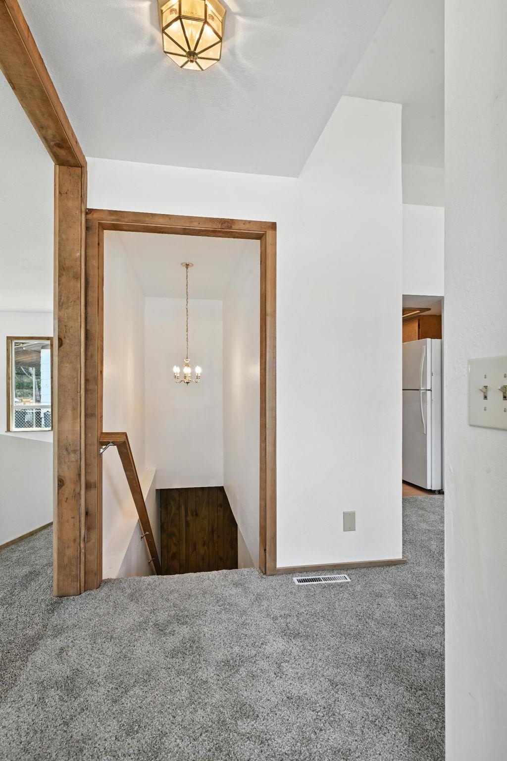 427 W 7th St - Photo 13