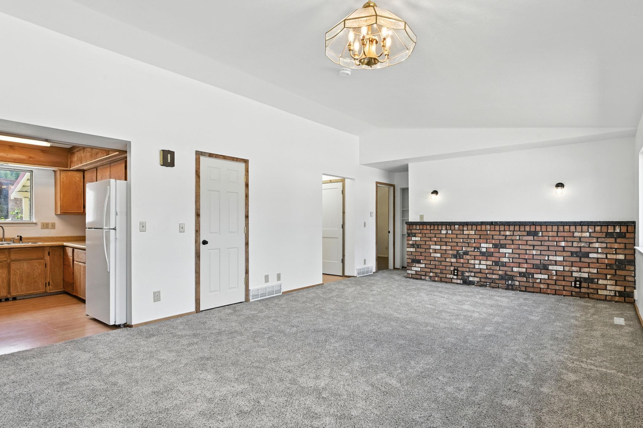 427 W 7th St - Photo 24