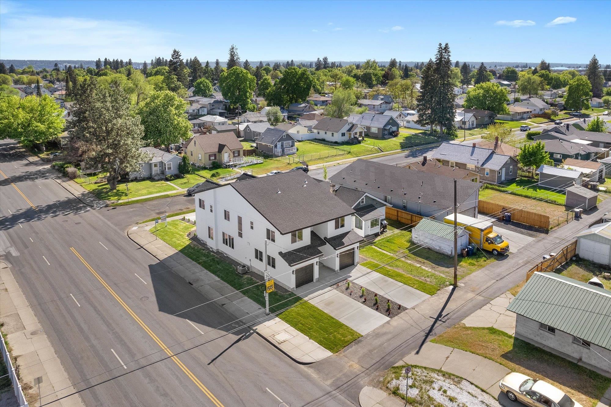 923 E Everett Ave - Photo 42