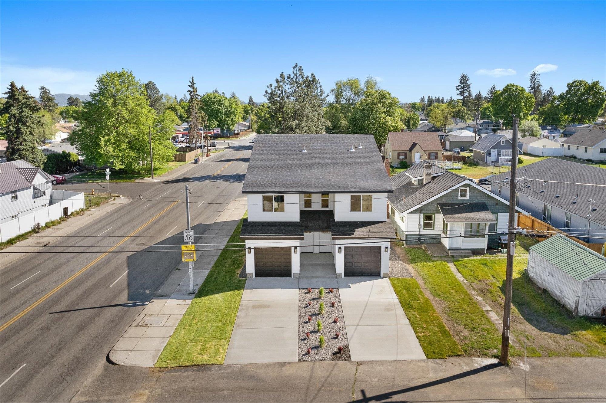 923 E Everett Ave - Photo 43
