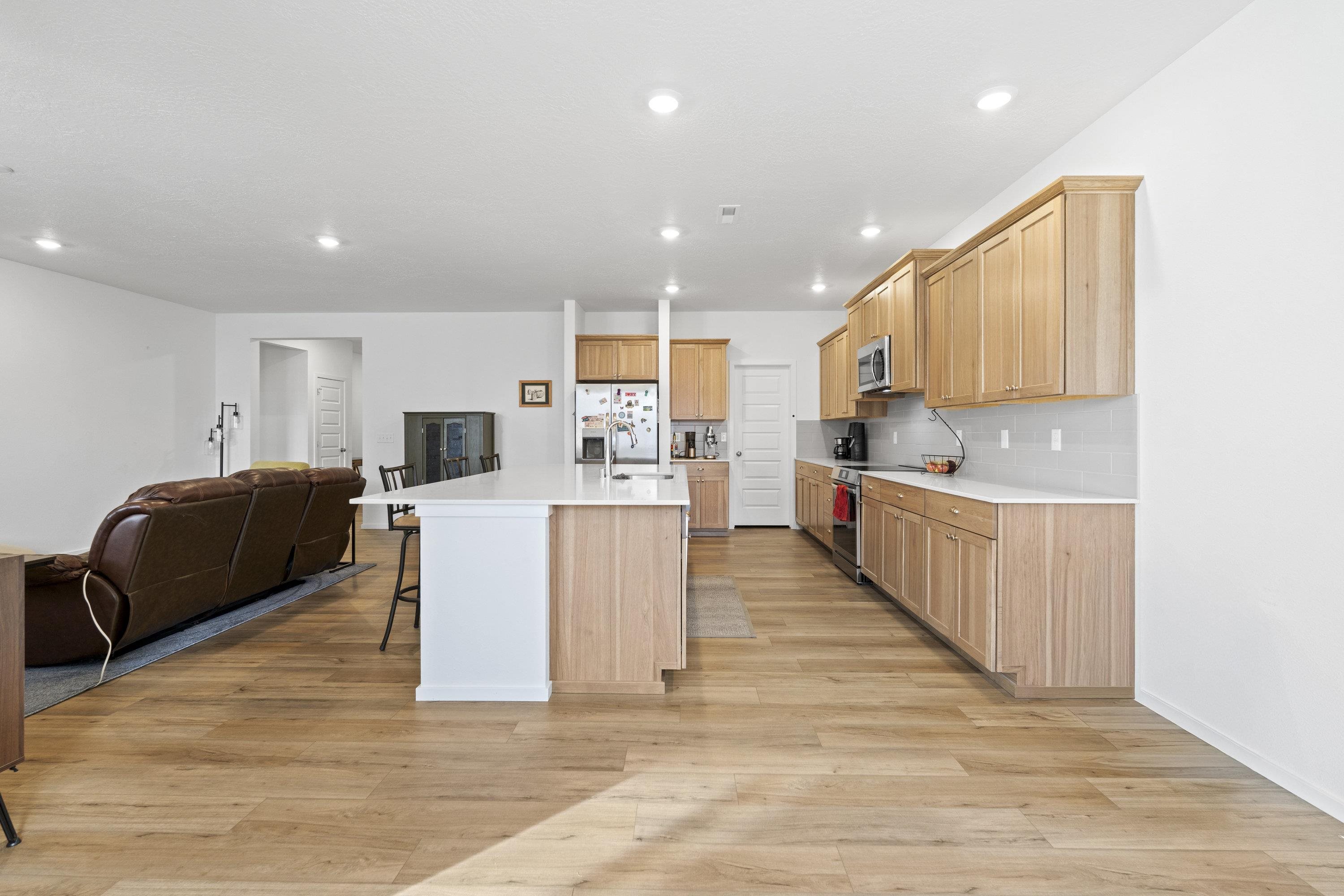 10813 N Beaverhead Rd - Photo 15