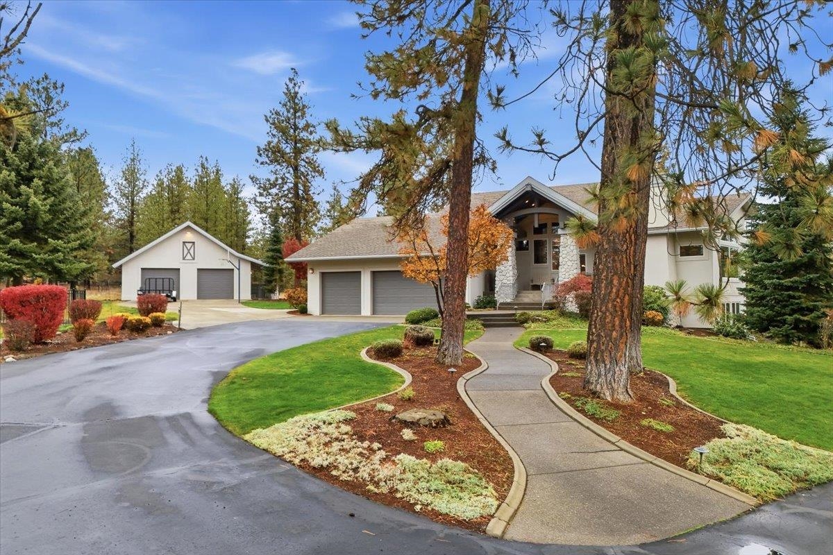 1813 E Estates Rd - Photo 1