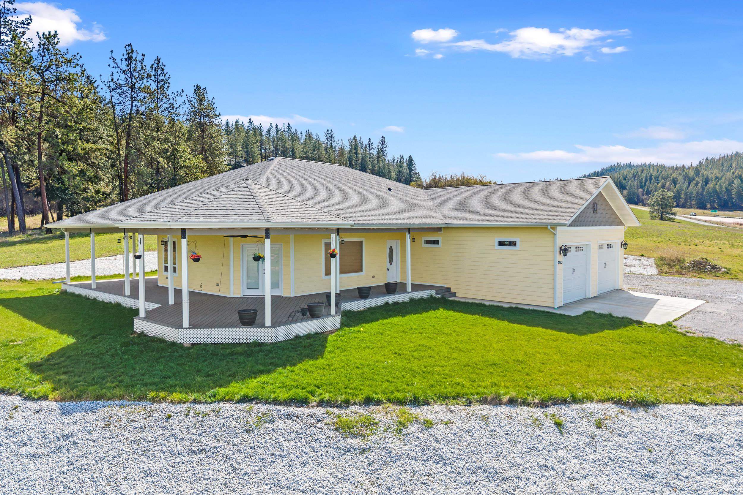2801 G S 395 Hwy - Photo 1