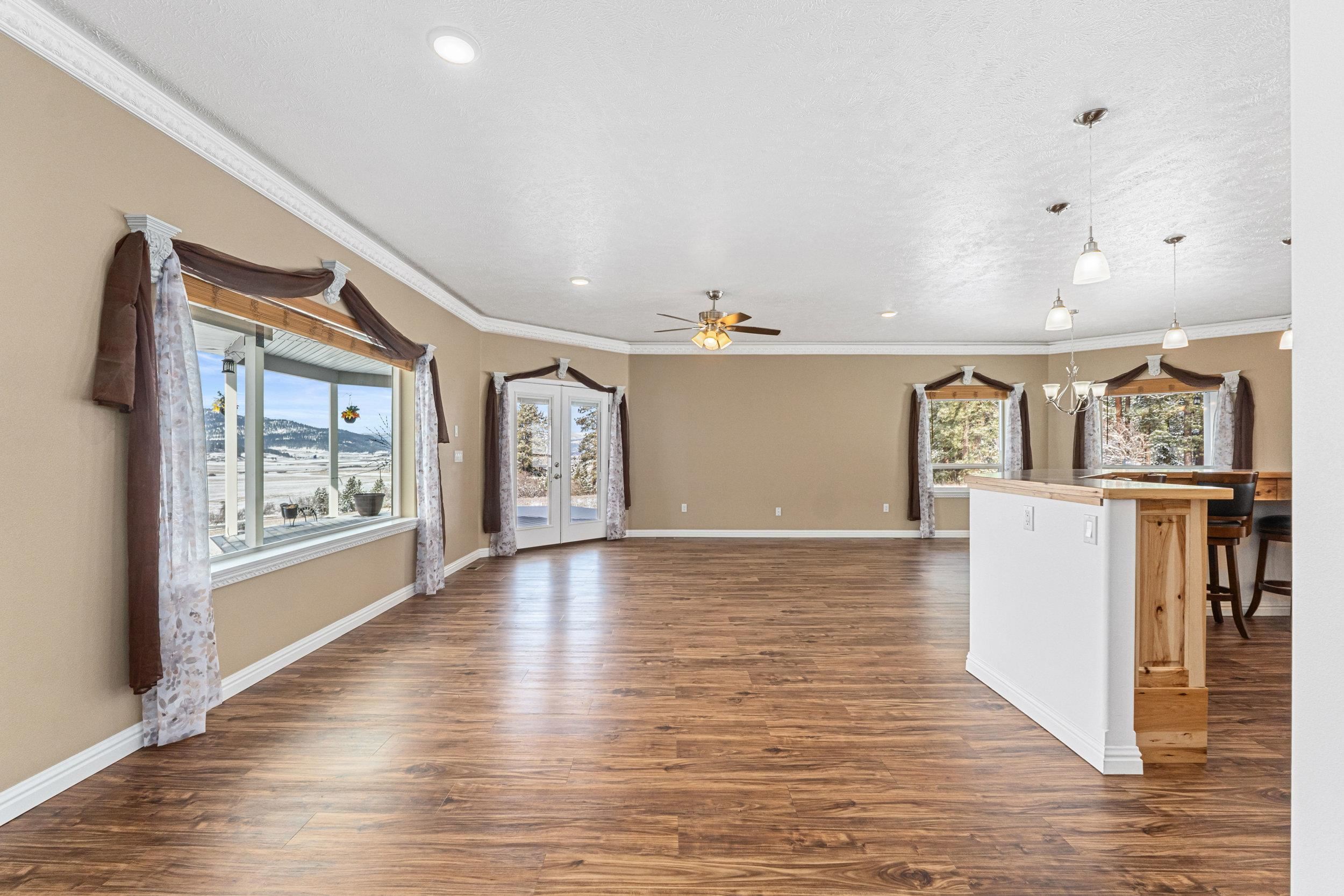 2801 G S 395 Hwy - Photo 10