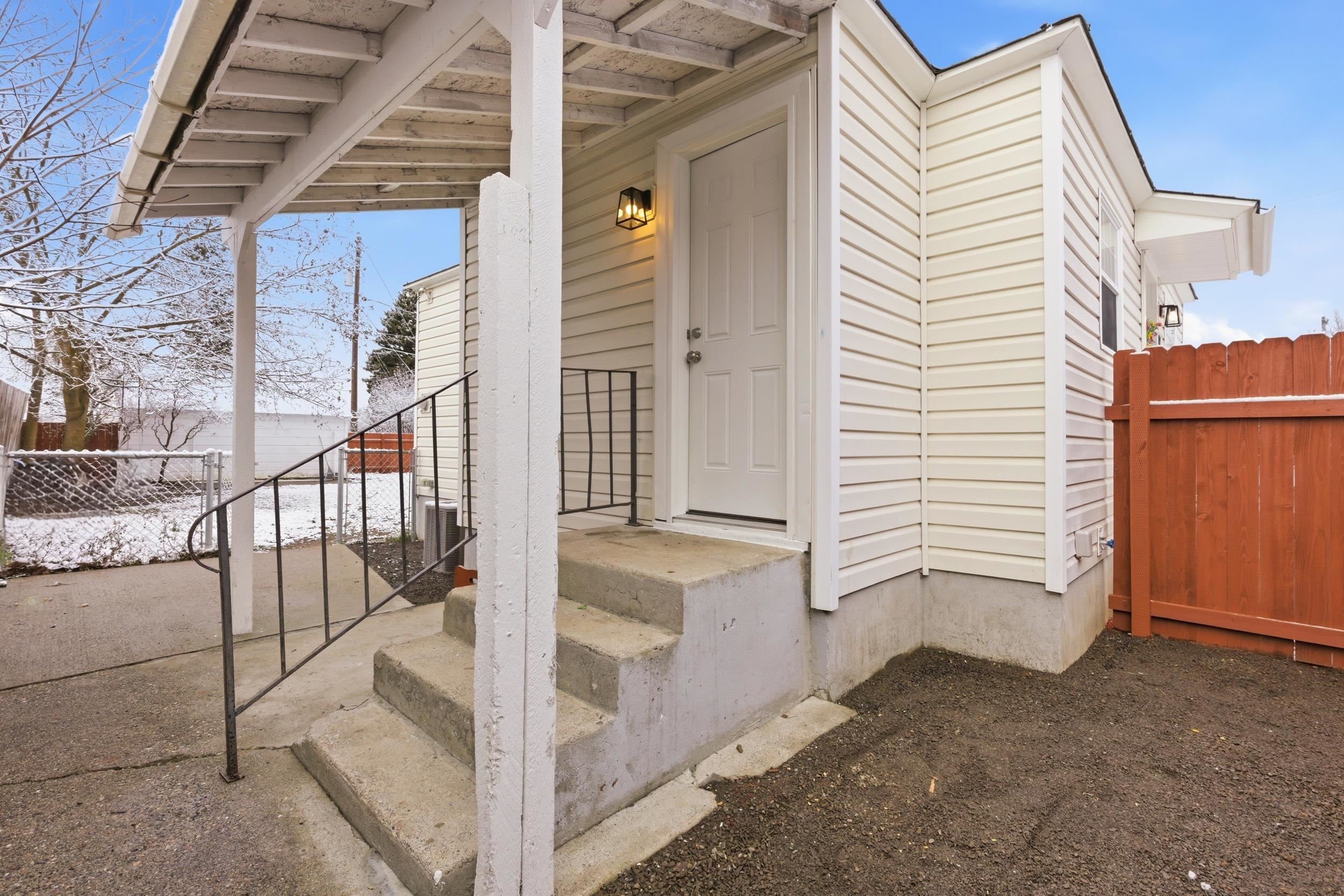 5427 N Whitehouse - Photo 3