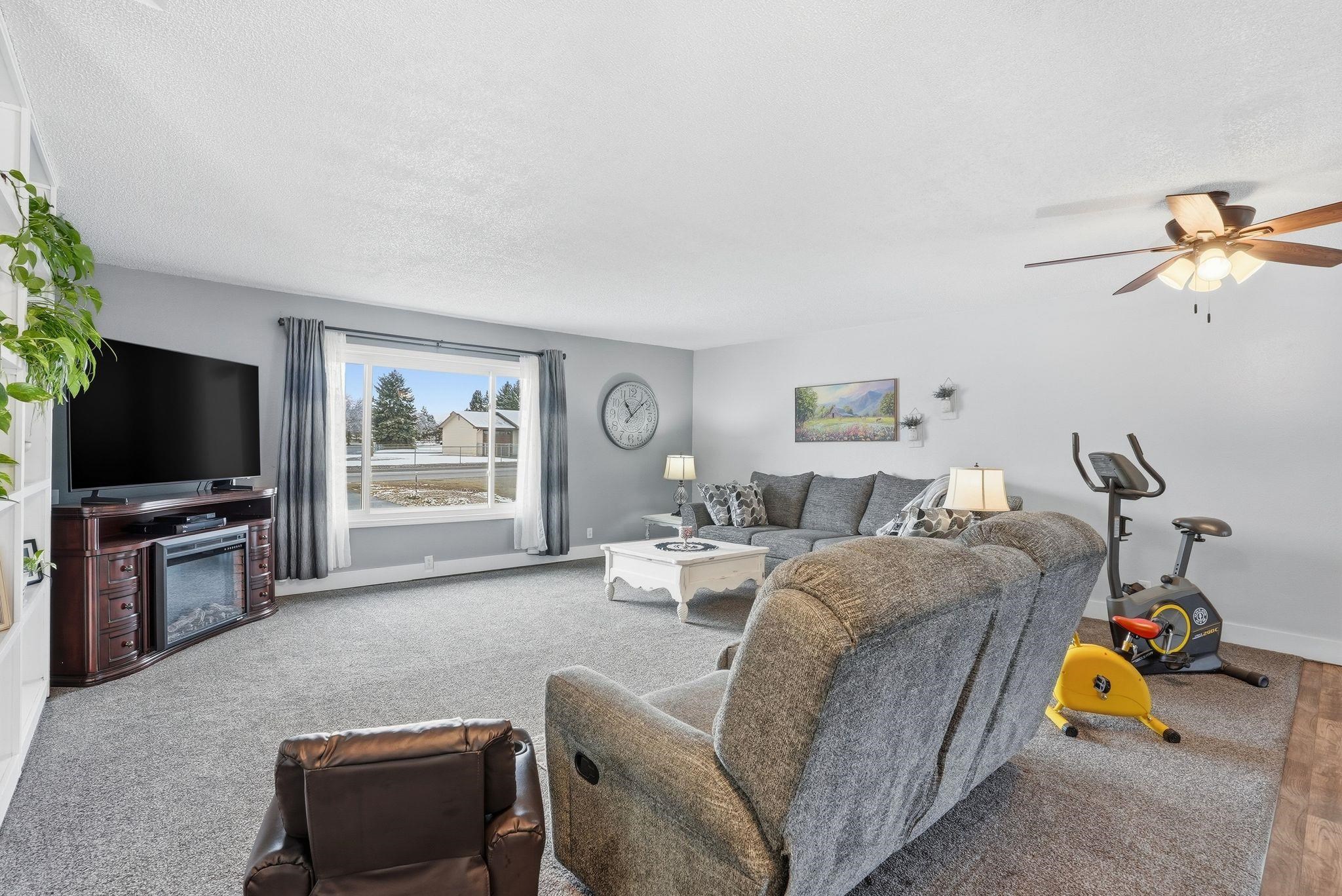 20123 E Micaview Ave - Photo 24