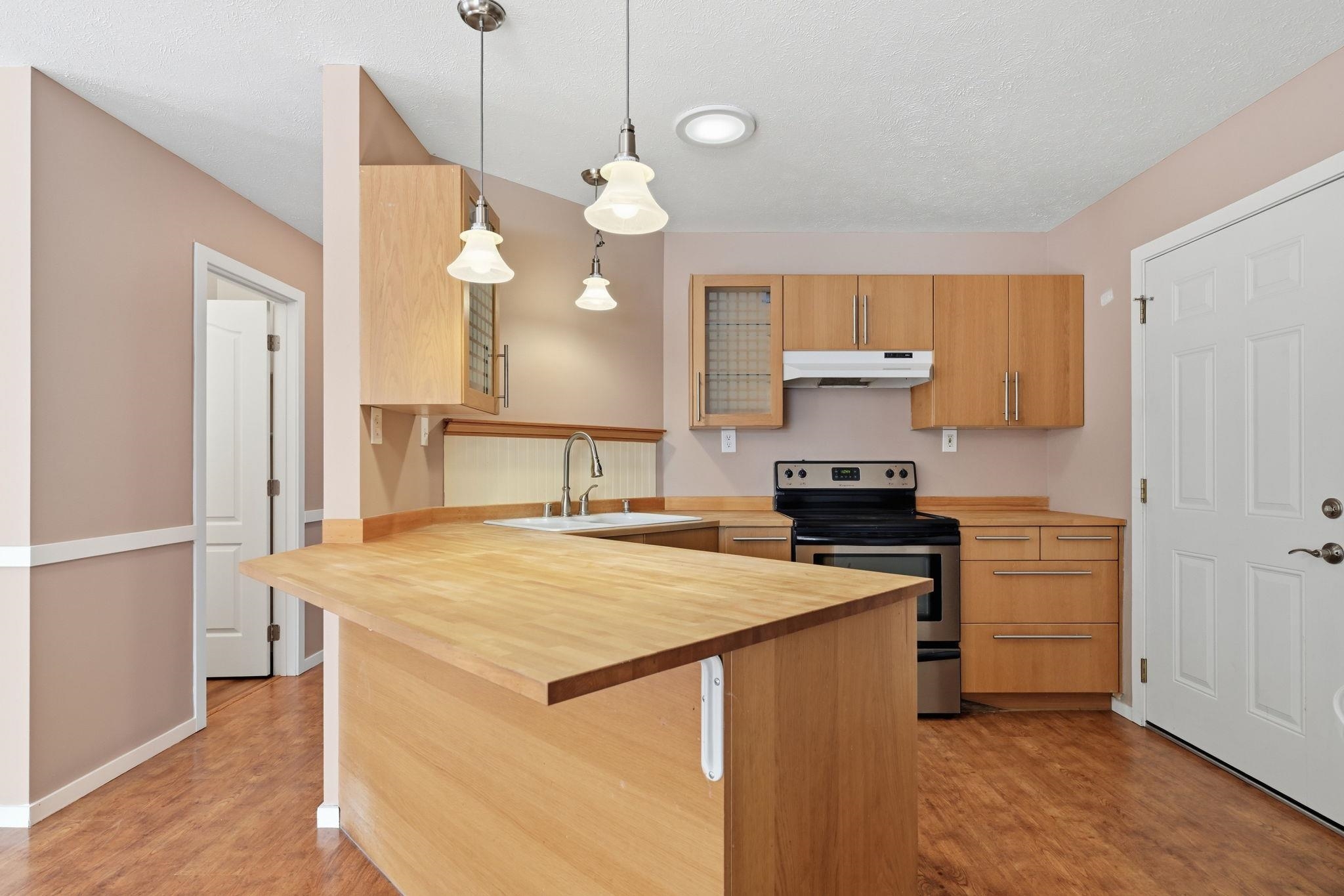 719 E B St - Photo 9