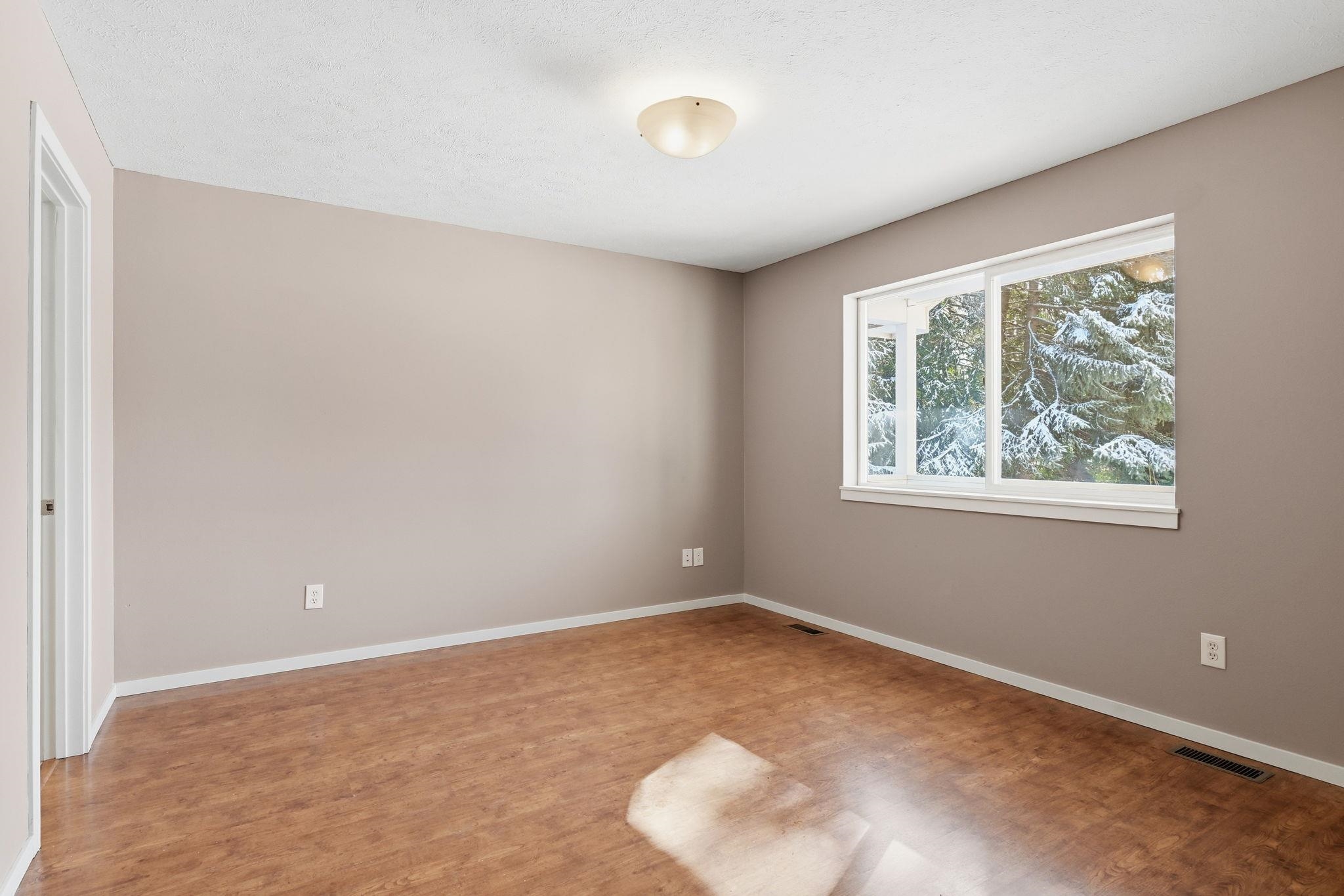 719 E B St - Photo 10