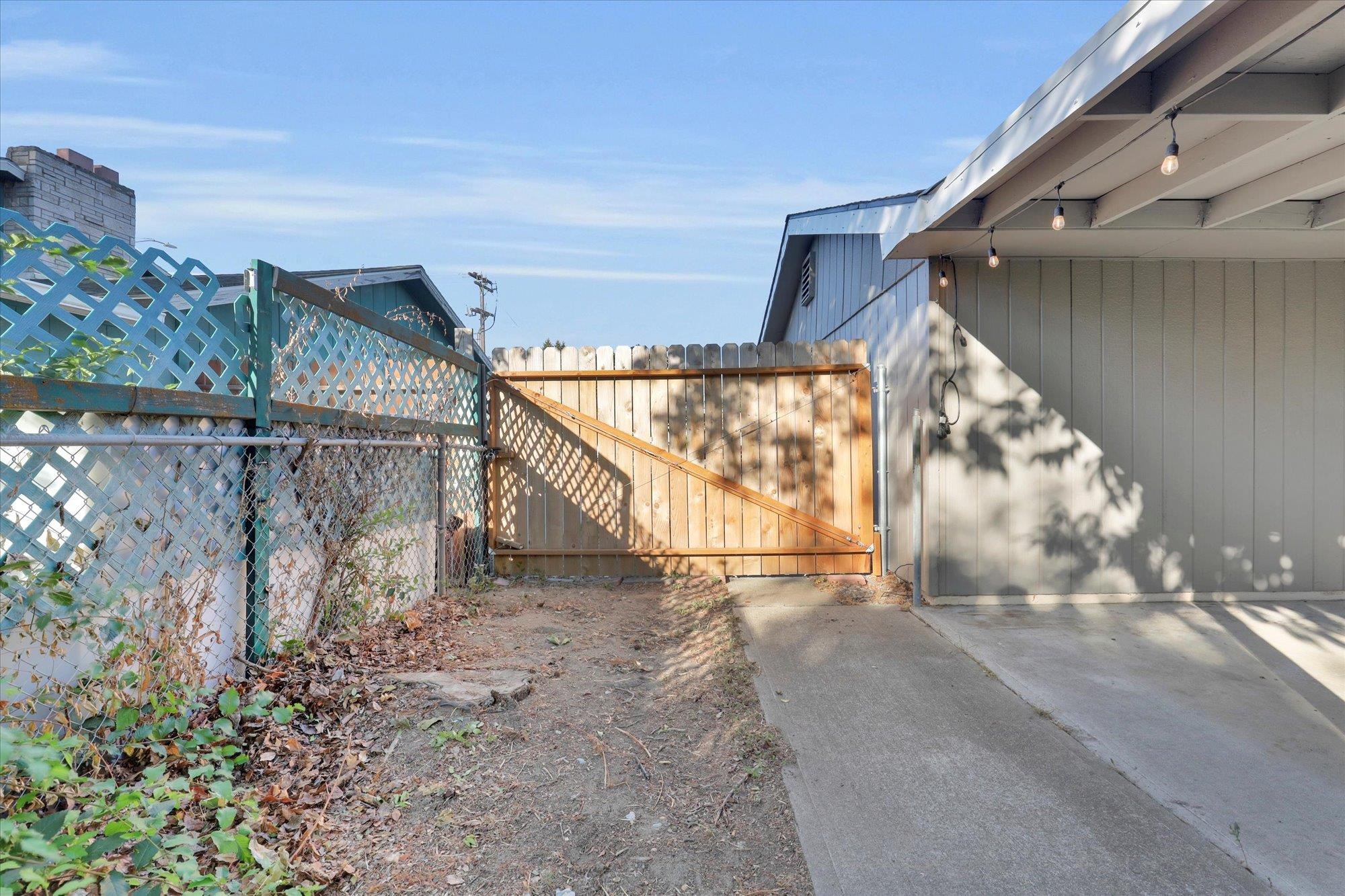 6817 N Standard St - Photo 41
