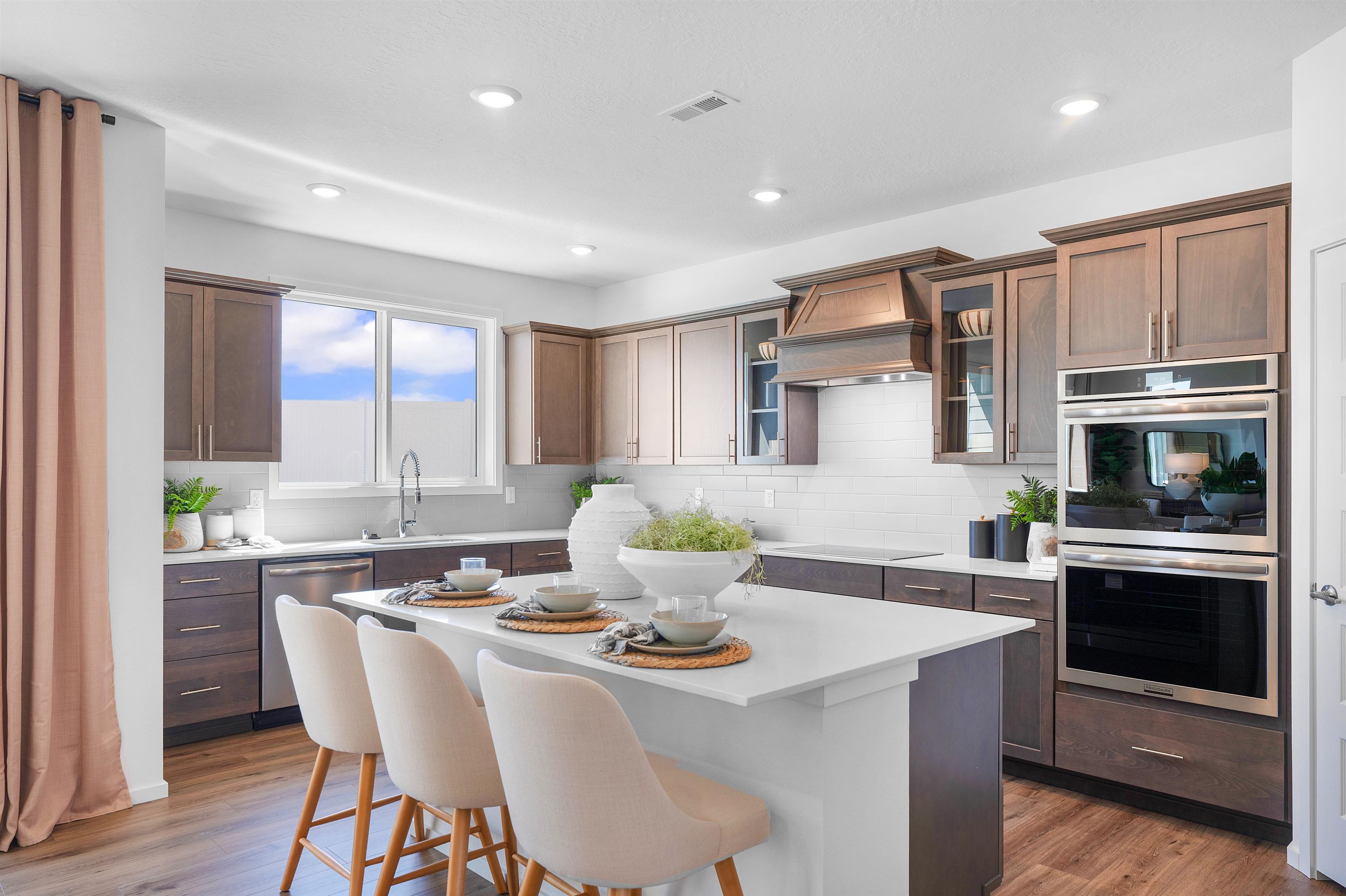 10525 N Beaverhead Rd - Photo 3