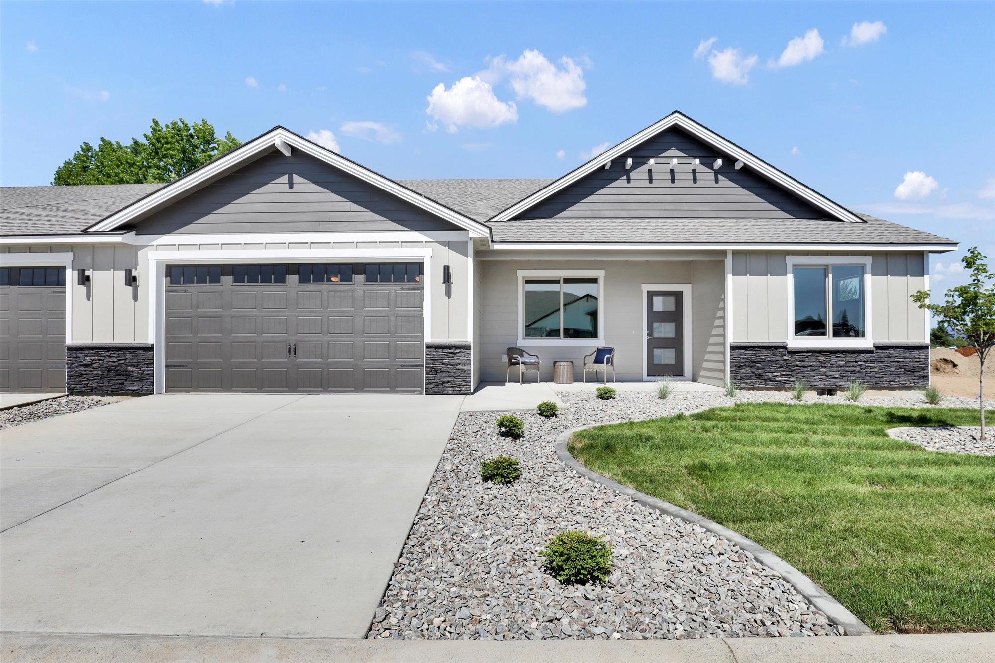 1109 - Unit 16 N Country Club Dr - Photo 1