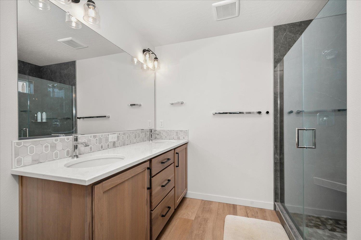 2263 N Summit Ct - Photo 22