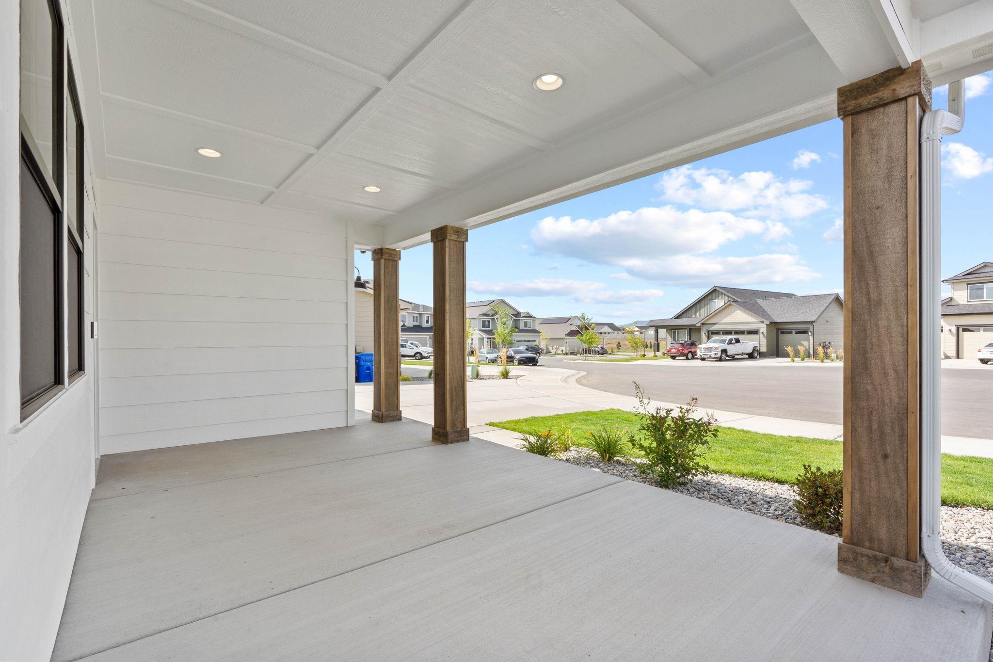 2263 N Summit Ct - Photo 4