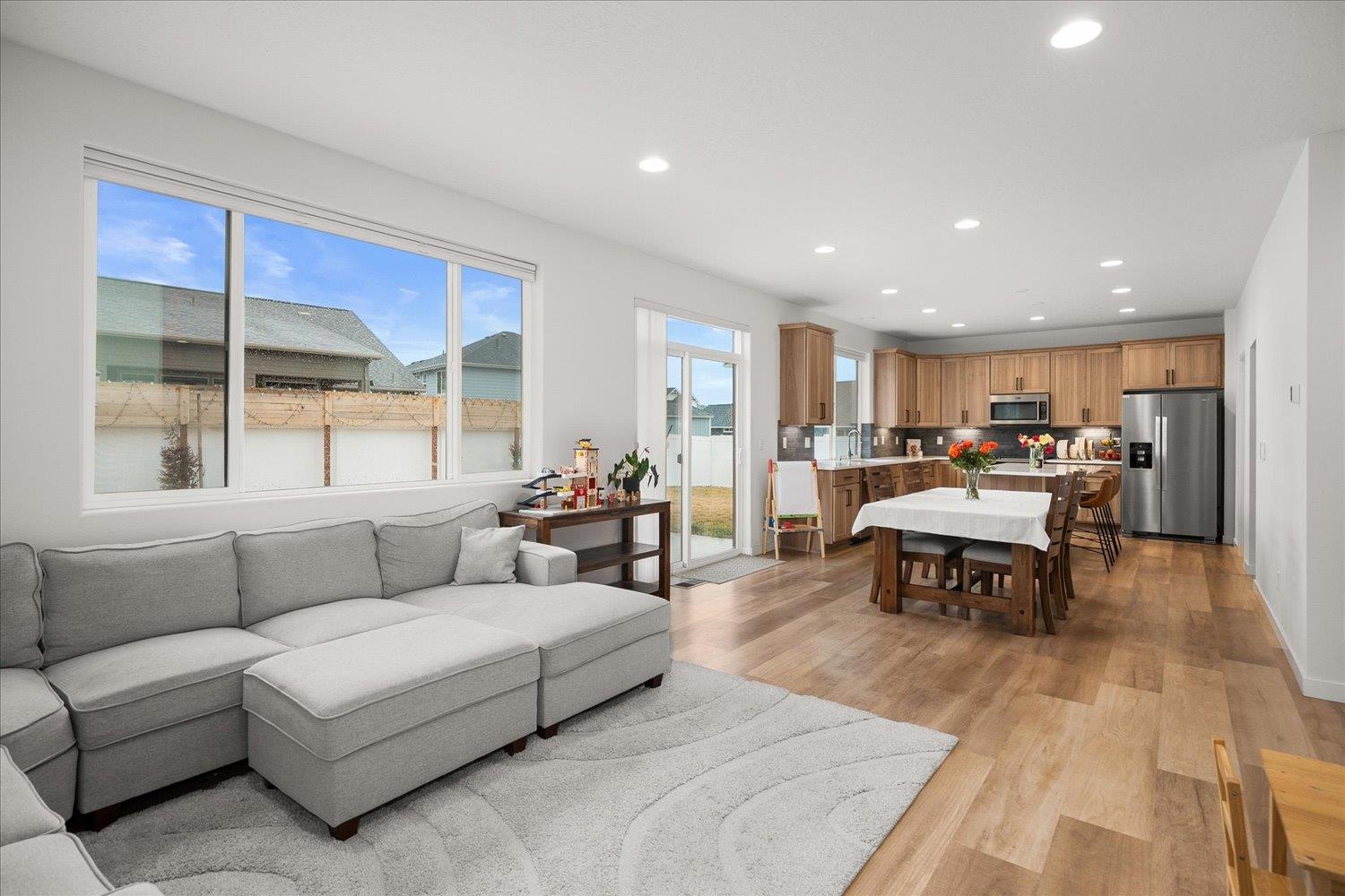 2263 N Summit Ct - Photo 9