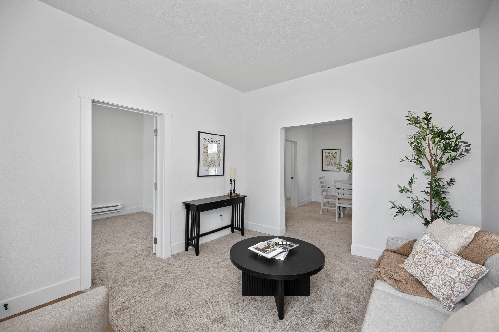 1509 N Maple St - Photo 4