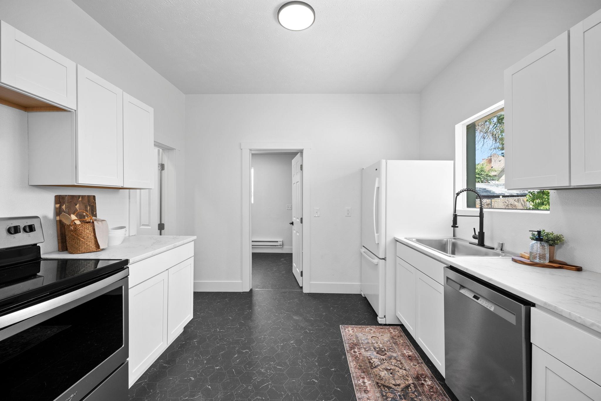 1509 N Maple St - Photo 8