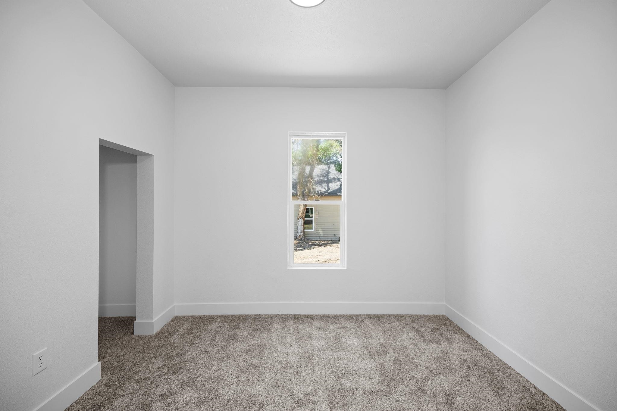 1509 N Maple St - Photo 31