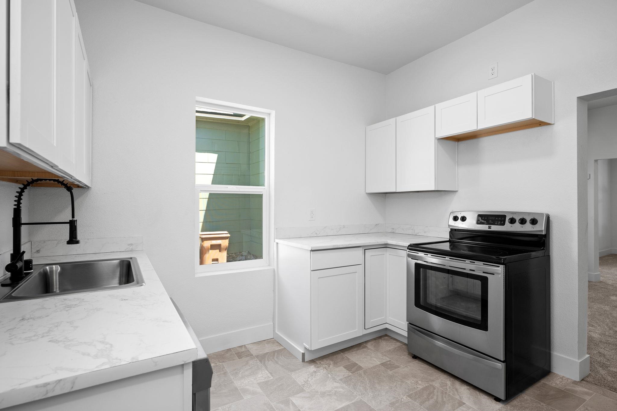 1507 N Maple St - Photo 14