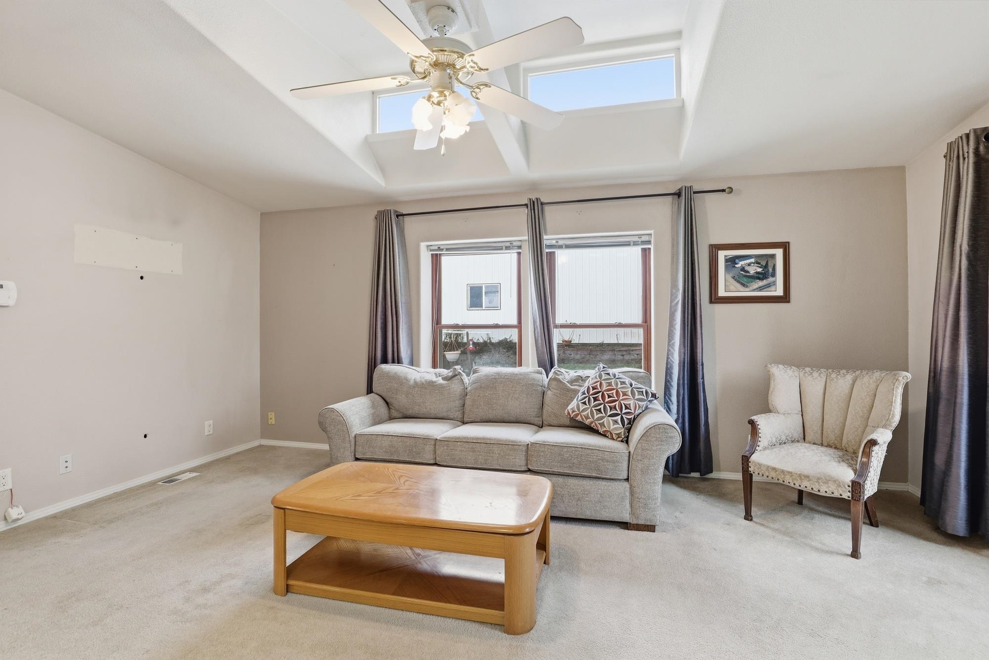 401 E Poplar St - Photo 11