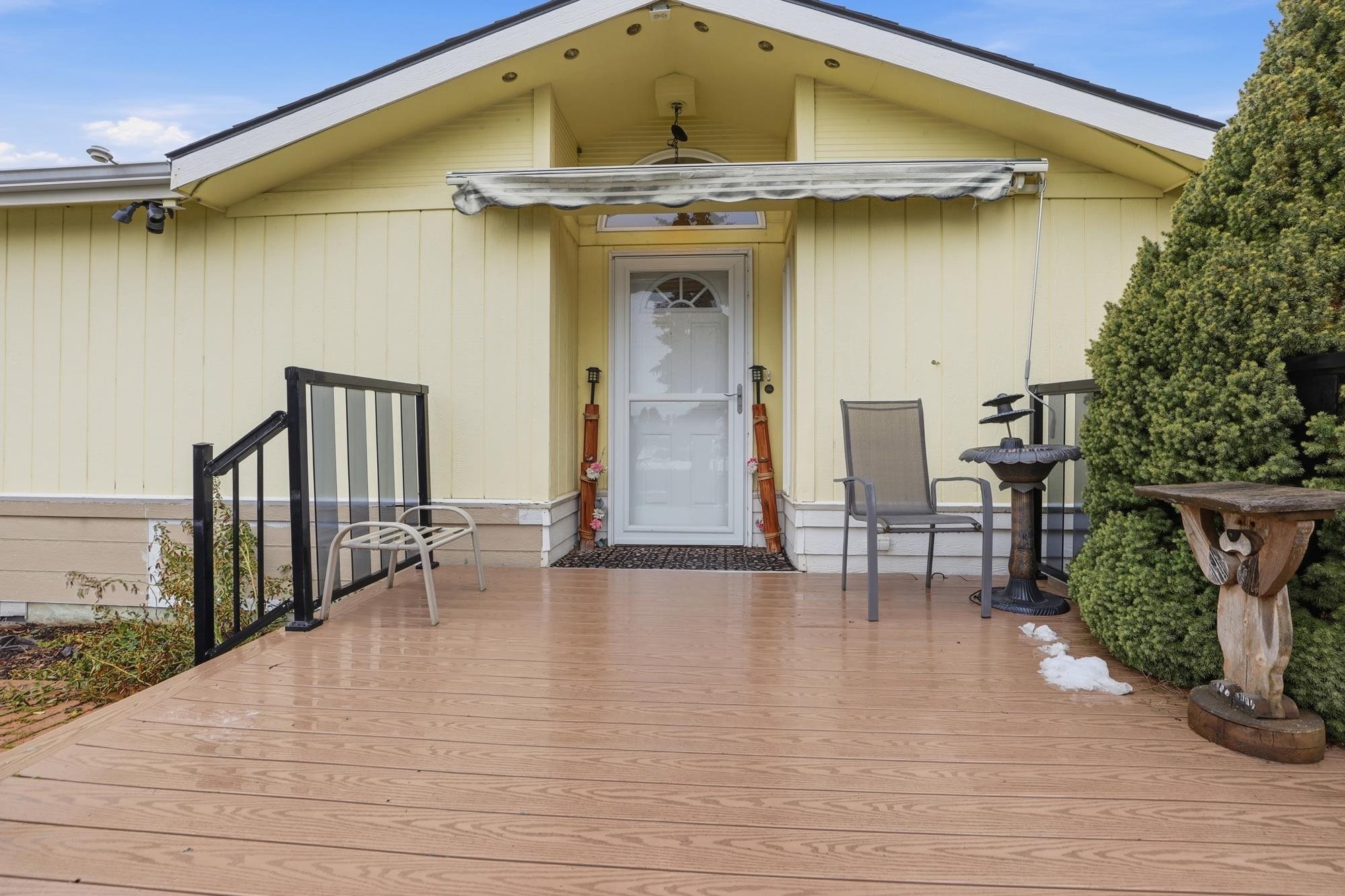 401 E Poplar St - Photo 4