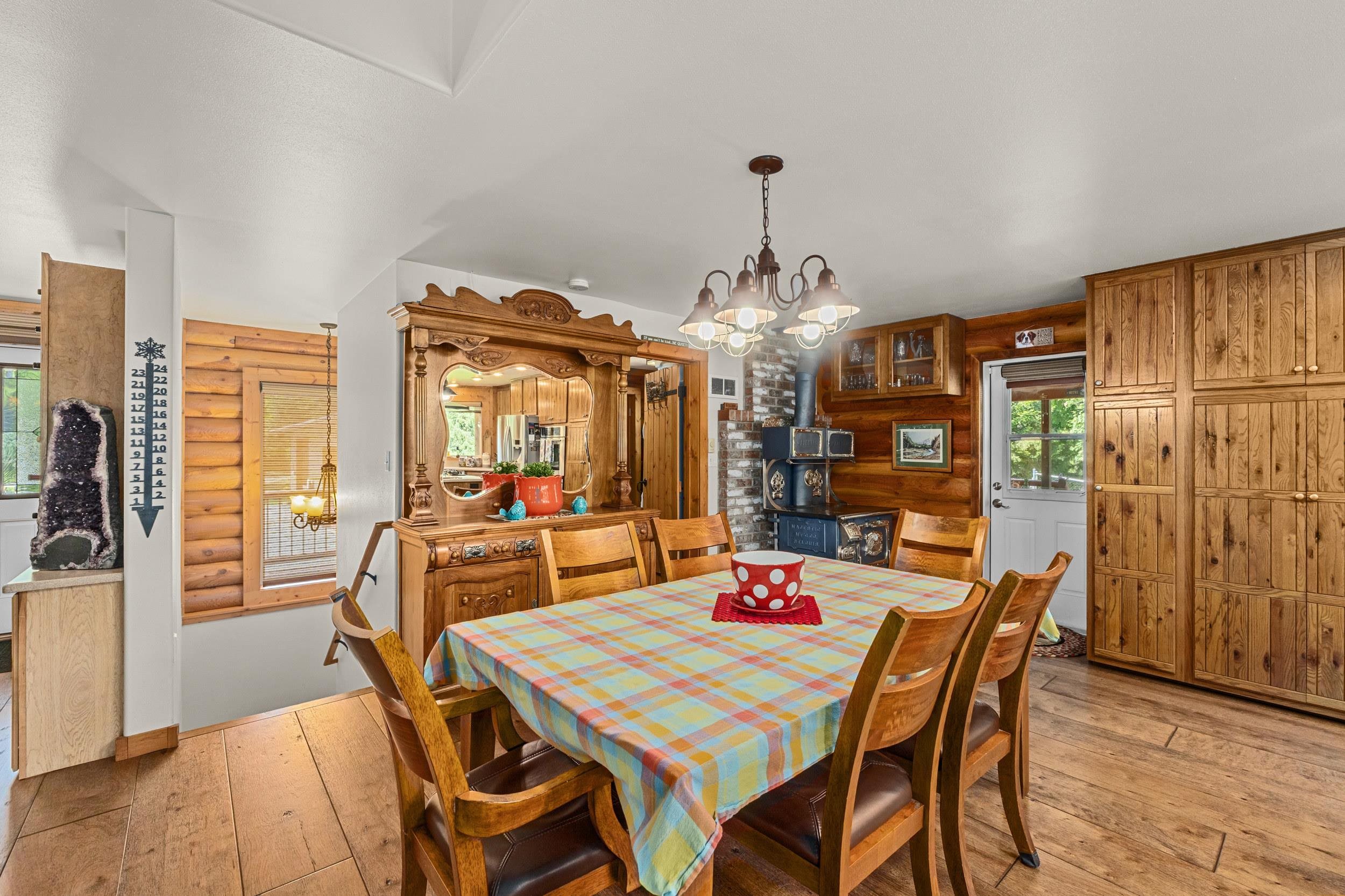 312 Pickett Rd - Photo 5