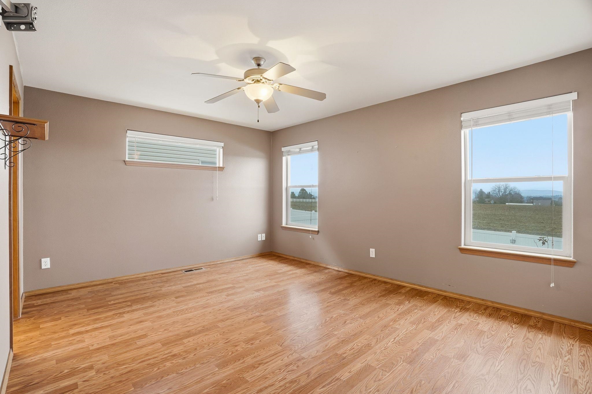 9216 N Oak St - Photo 14