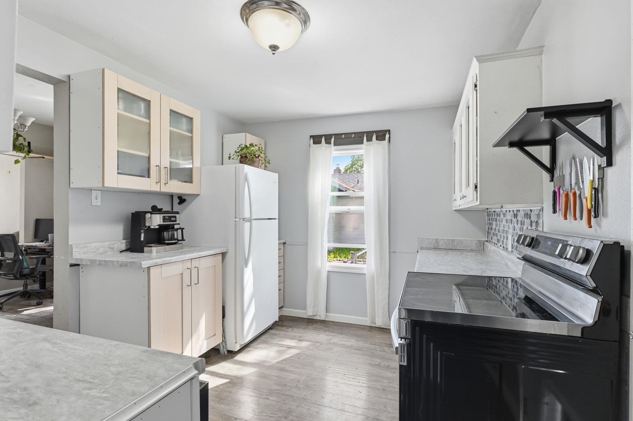 1123 W York Ave - Photo 7