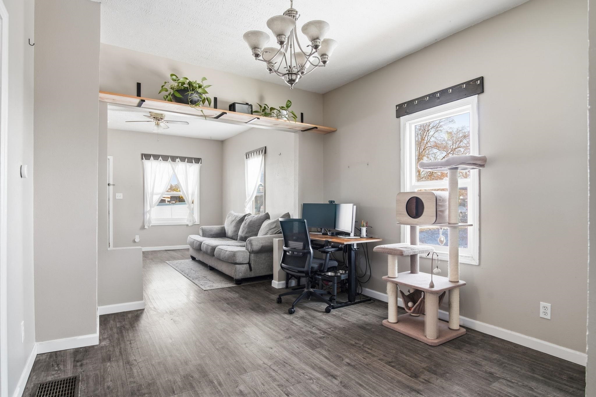 1123 W York Ave - Photo 10