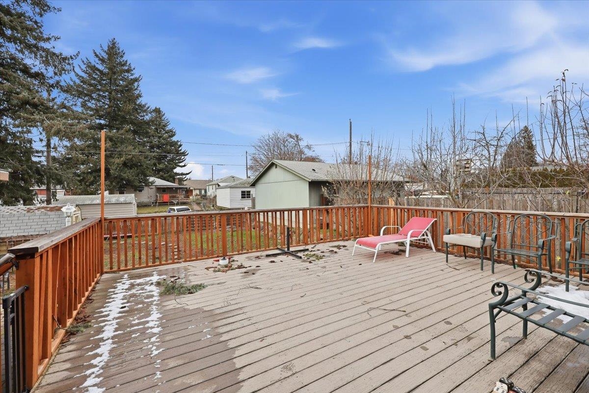 3923 N Hawthorne St - Photo 21
