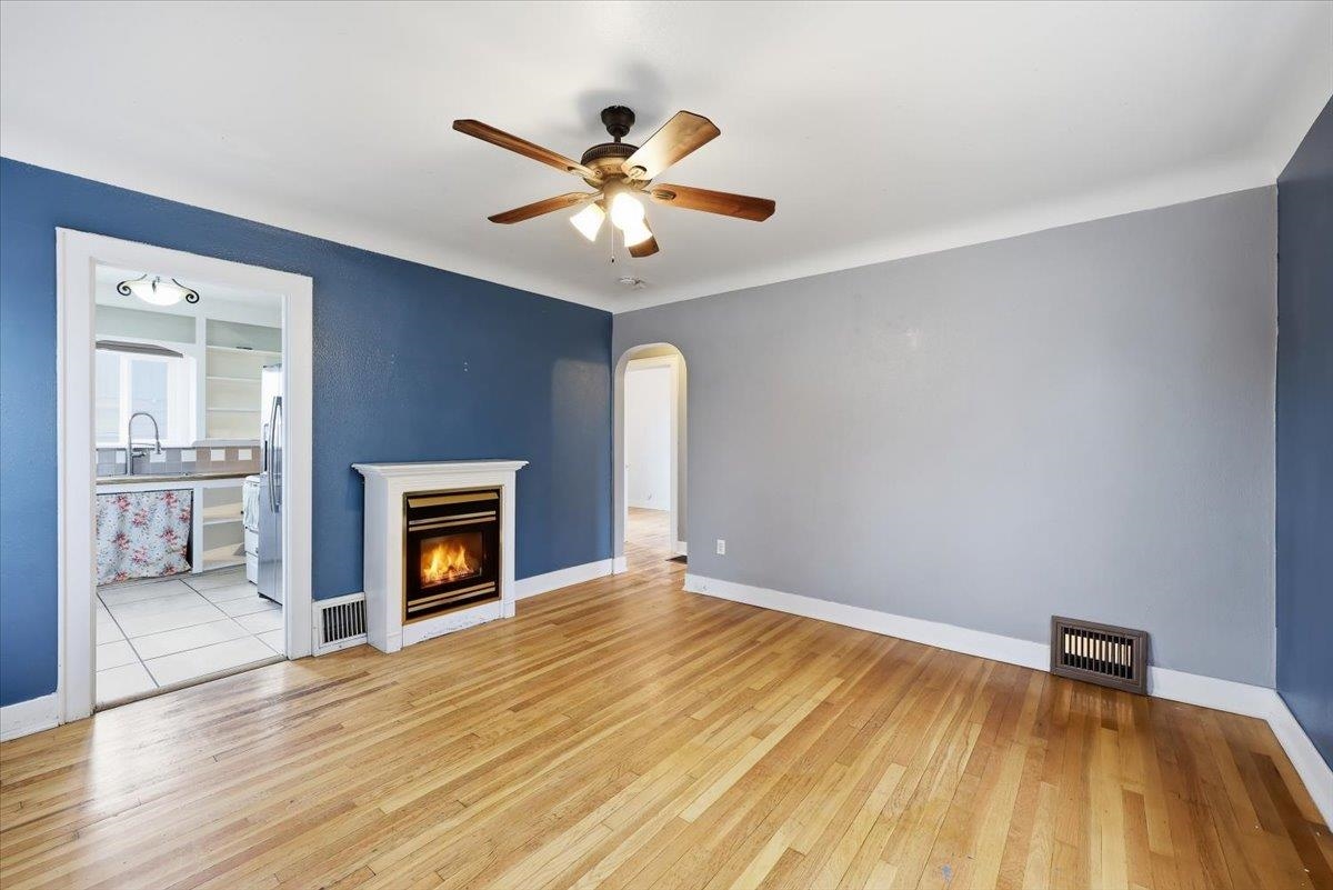 3923 N Hawthorne St - Photo 5
