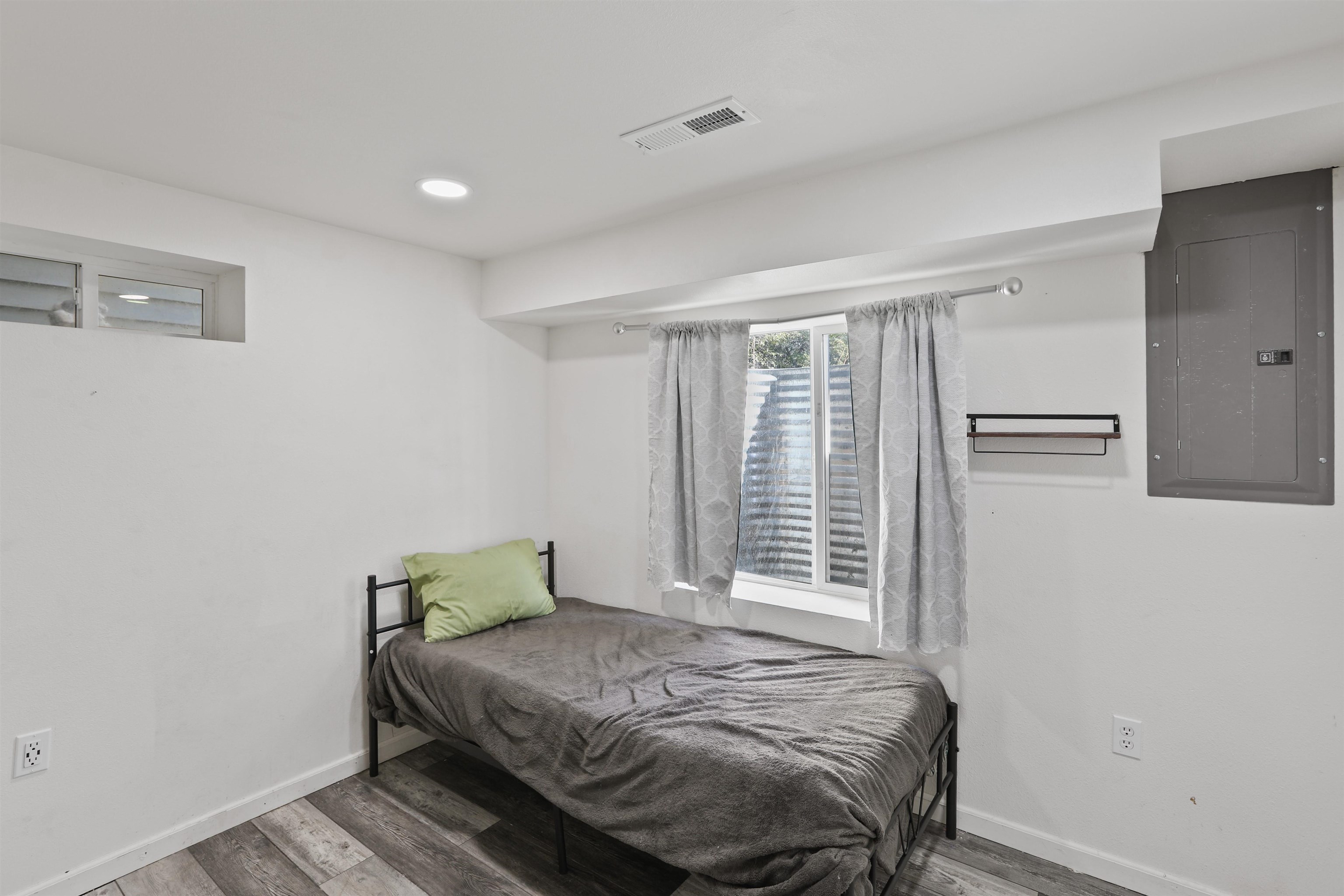 2516 N Rebecca St - Photo 13