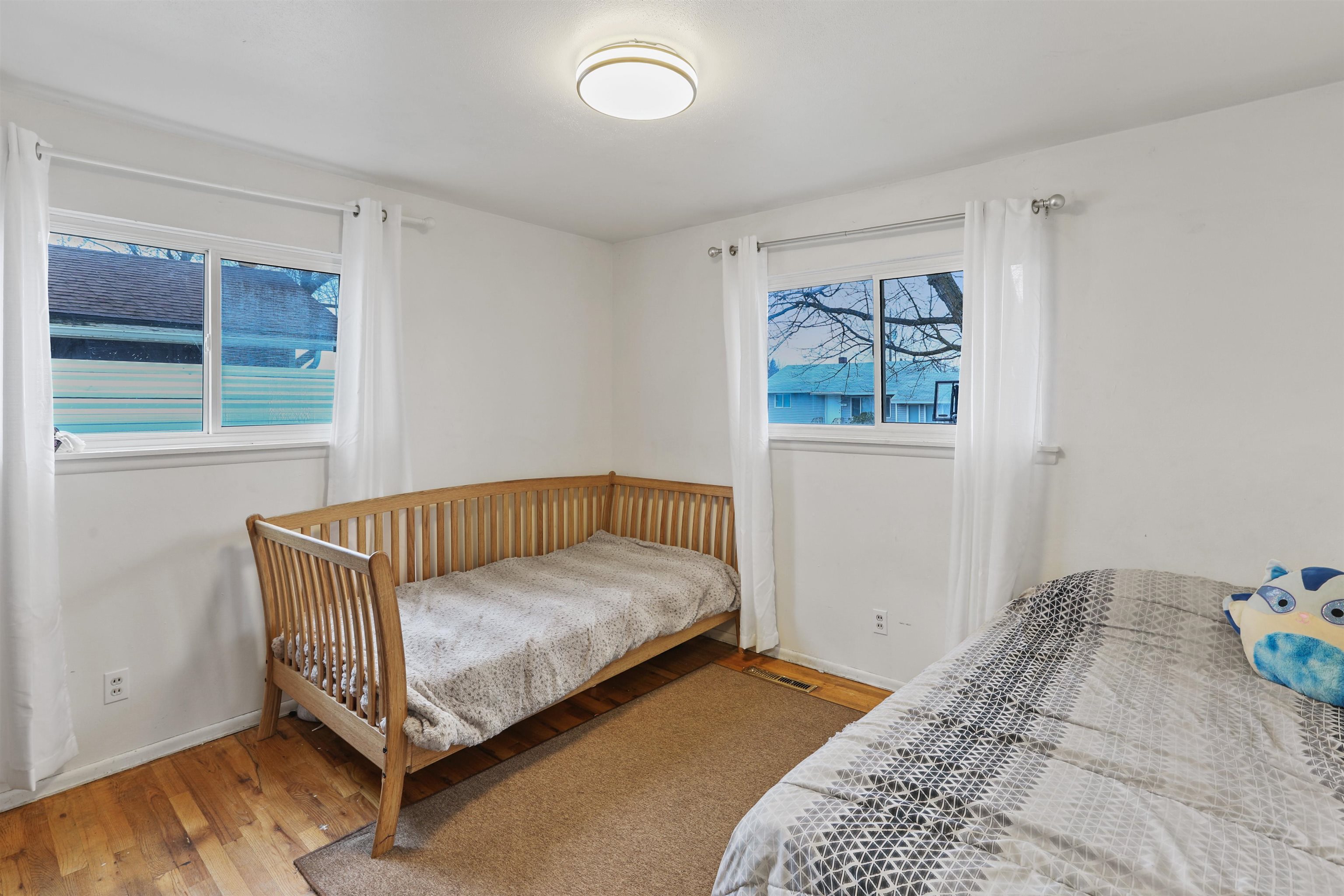 2516 N Rebecca St - Photo 9