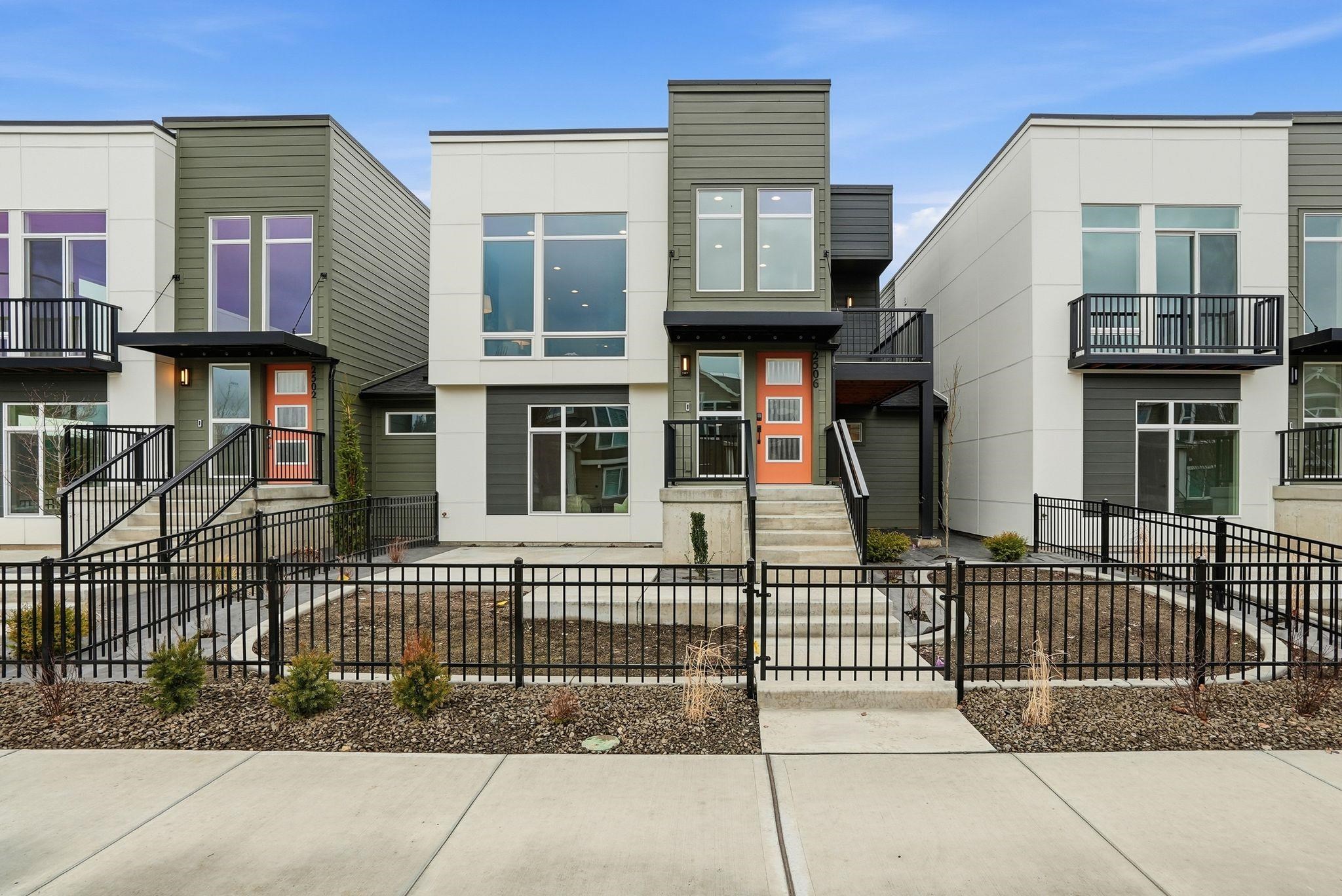 2506 W Summit Pkwy - Photo 1