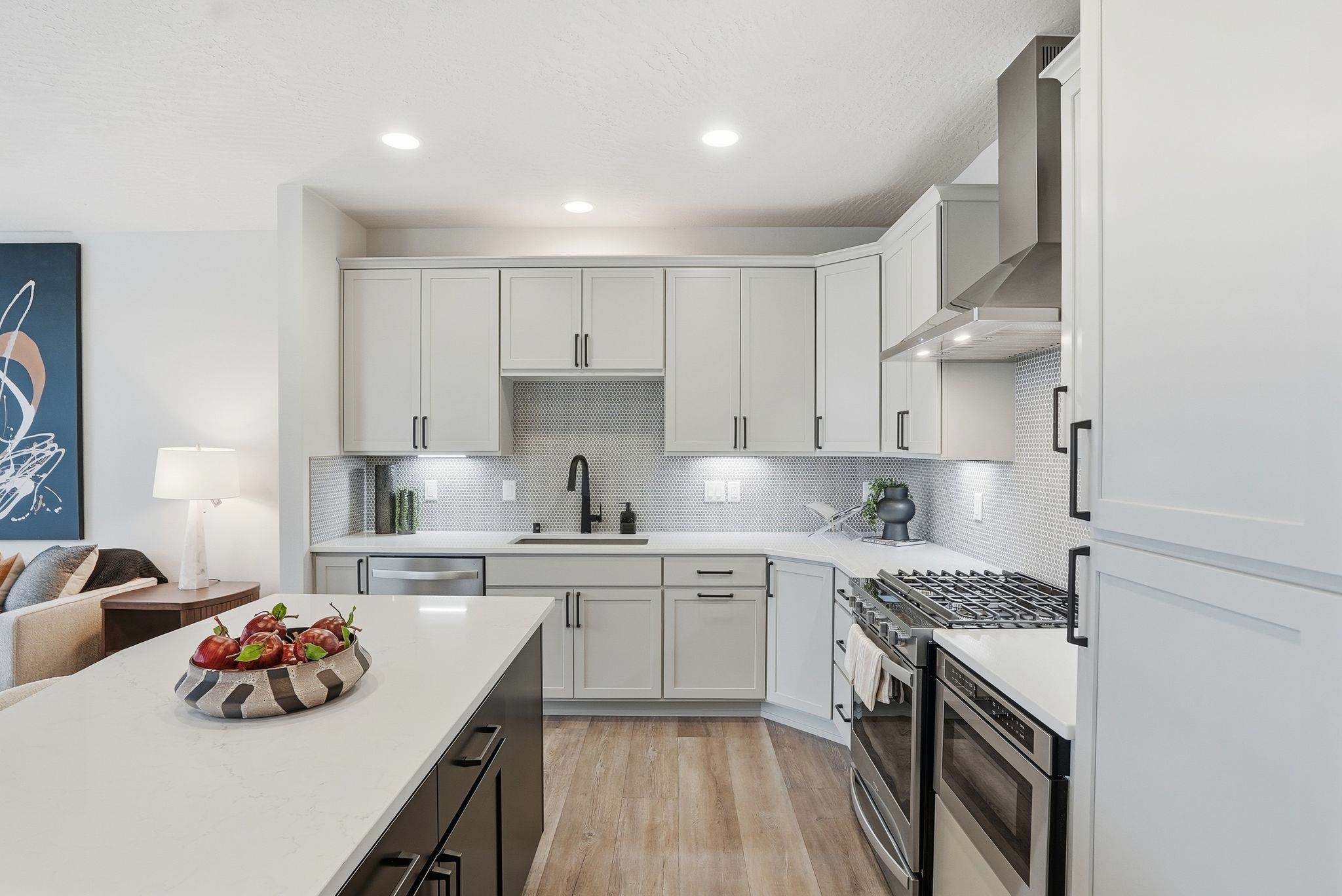 2506 W Summit Pkwy - Photo 20