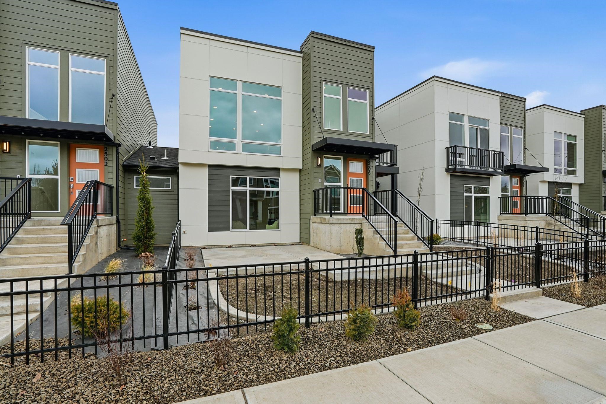 2506 W Summit Pkwy - Photo 3