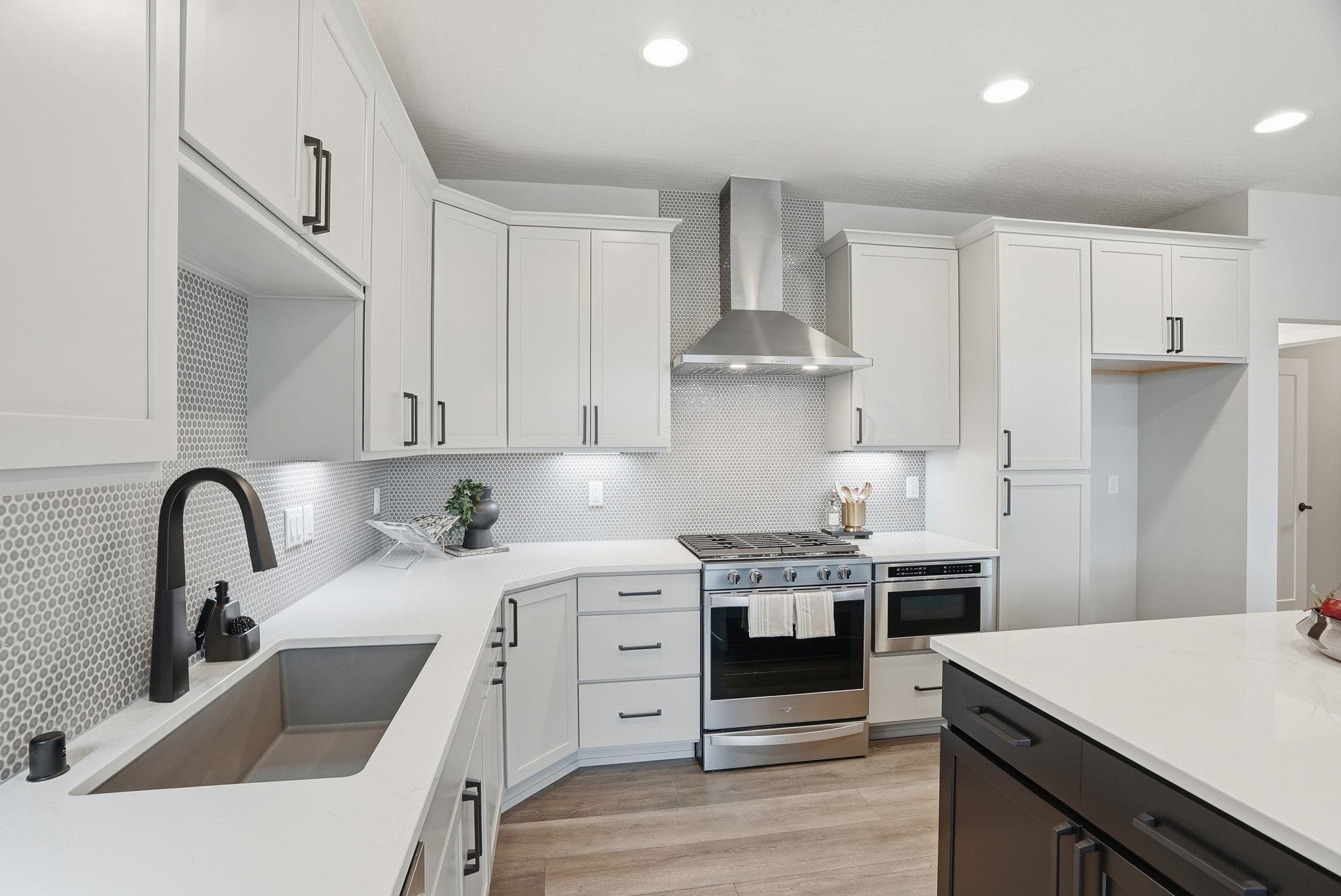 2506 W Summit Pkwy - Photo 21