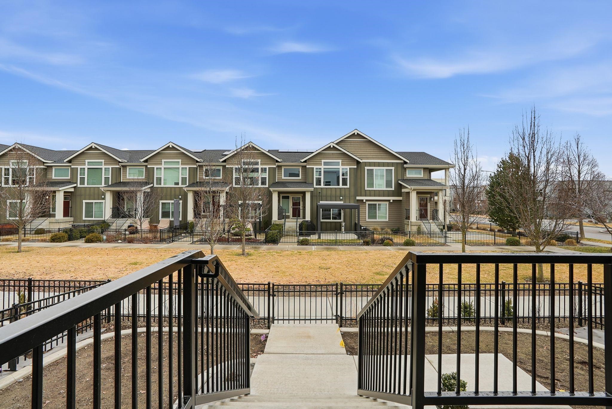 2506 W Summit Pkwy - Photo 9